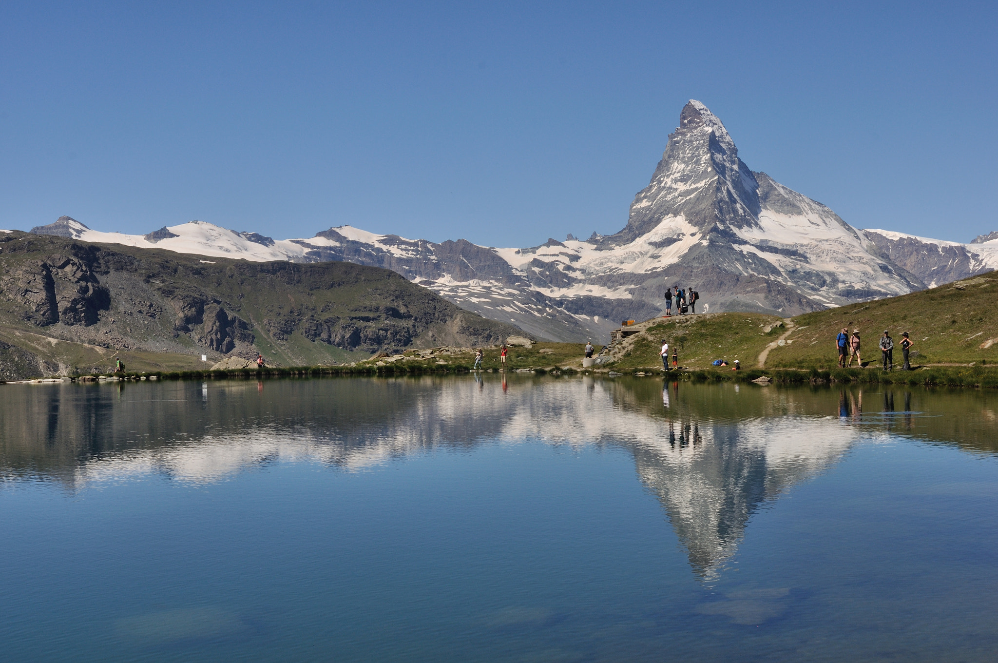 Nikon D90 + Sigma 18-35mm F1.8 DC HSM Art sample photo. Matterhorn reflection photography