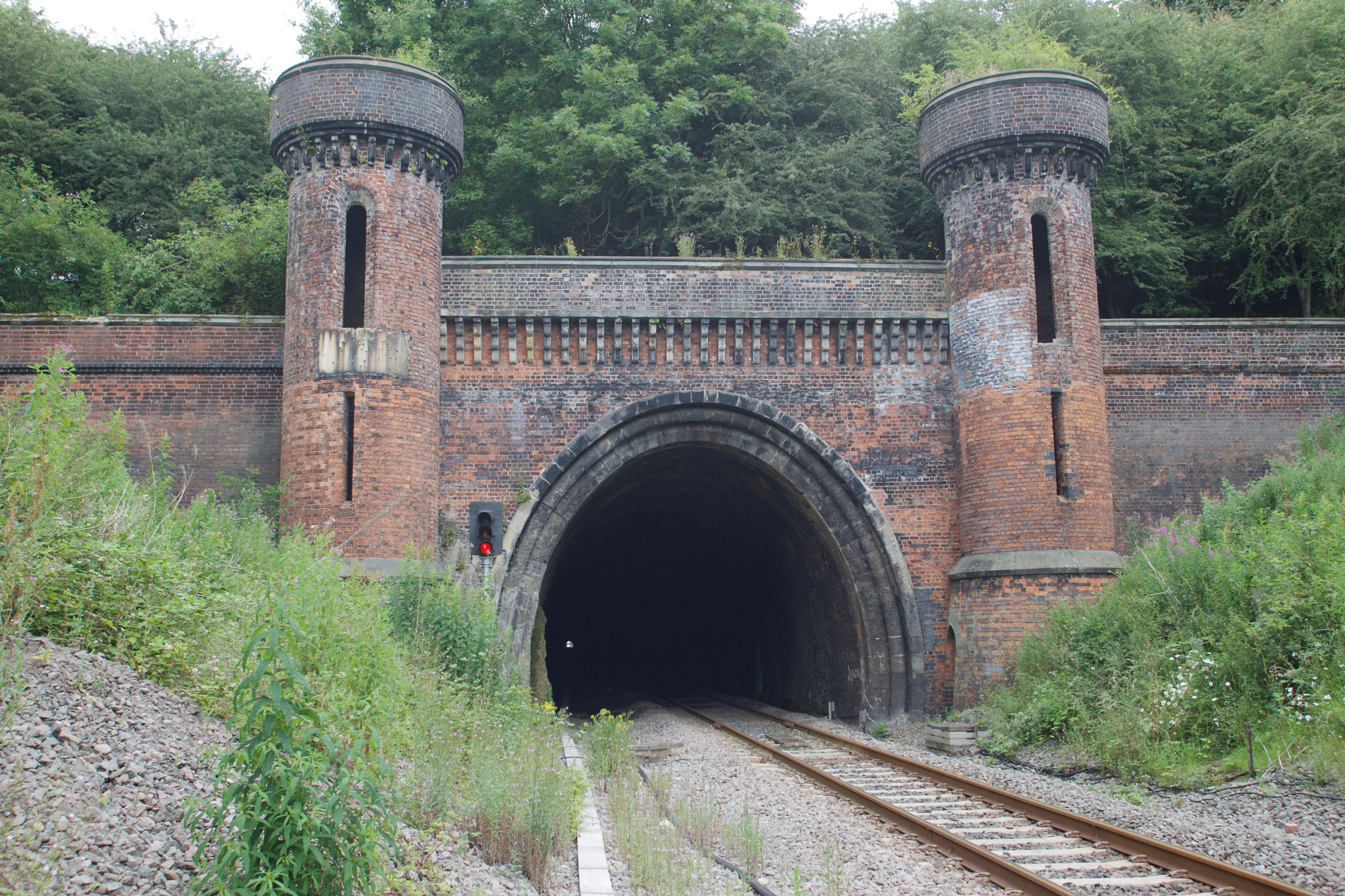 Canon EF 17-35mm f/2.8L sample photo. Kirton tunnel photography