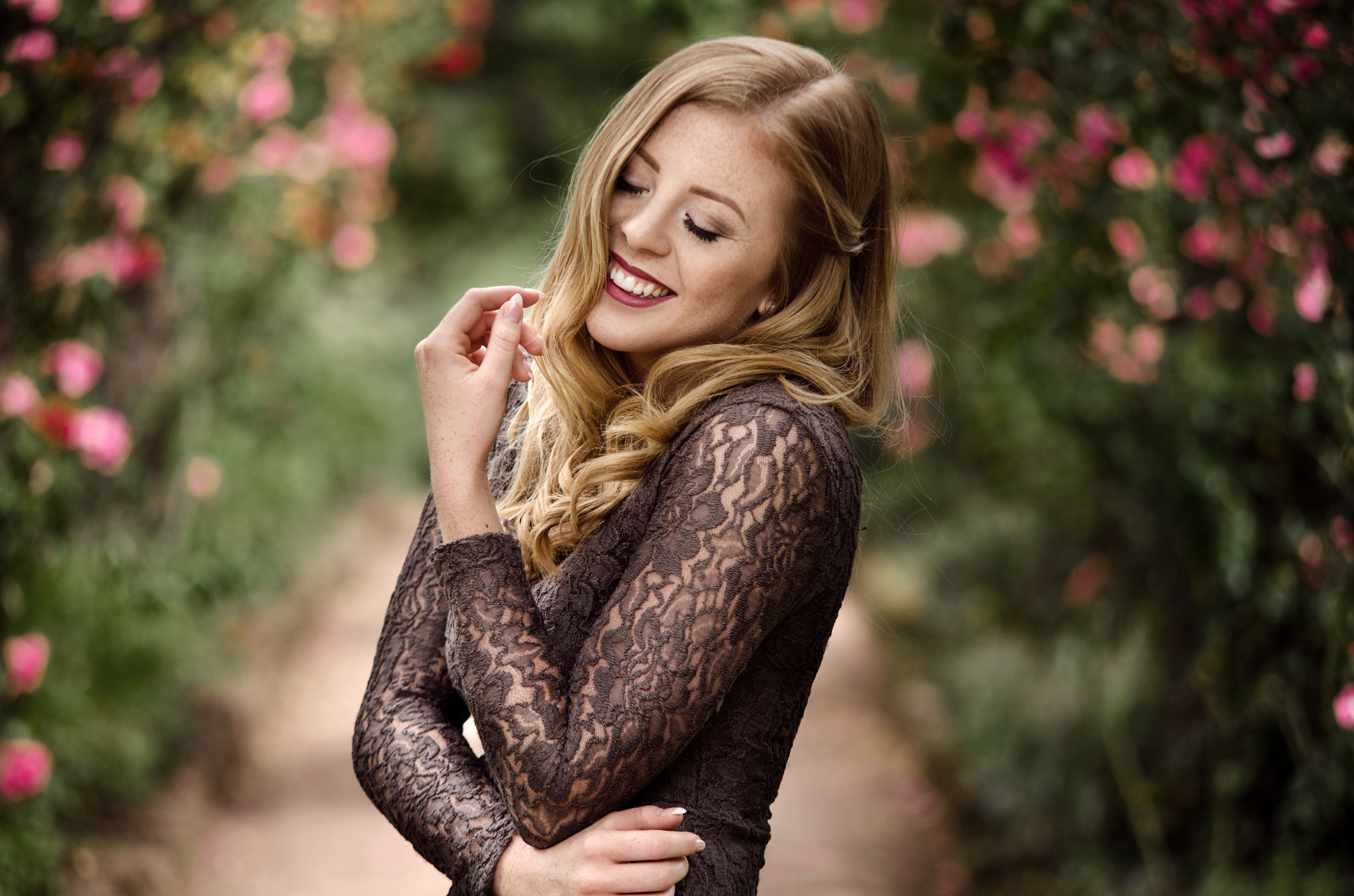 Sigma 50-150mm F2.8 EX APO DC HSM II sample photo. #smile photography