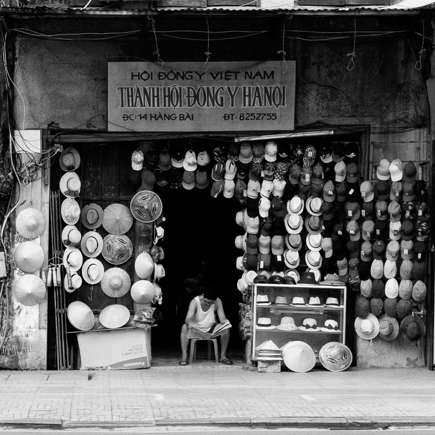 Fujifilm XC 16-50mm F3.5-5.6 OIS II sample photo. Shadows of the past photography