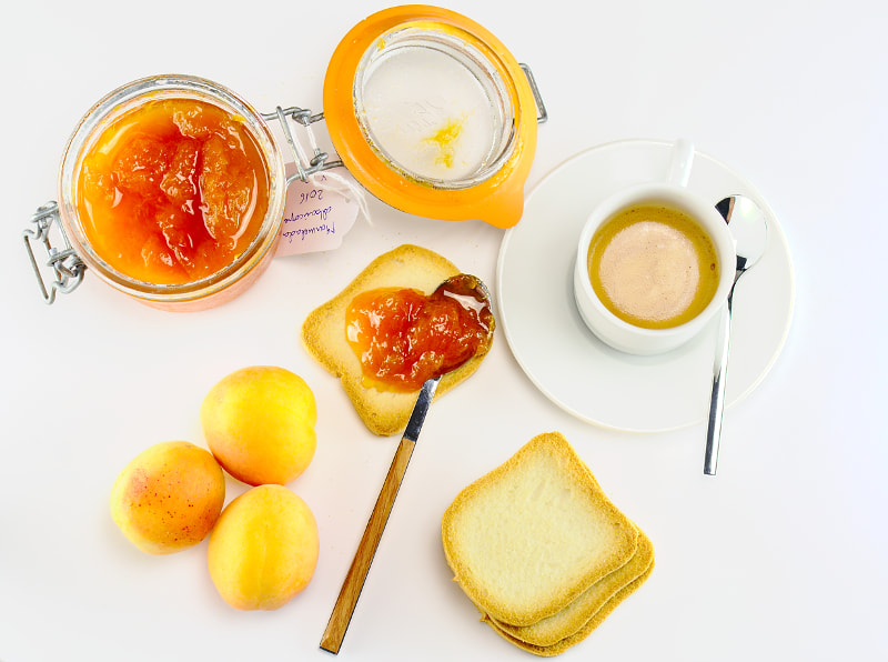 Samsung NX300 + Samsung NX 50-200mm F4-5.6 ED OIS sample photo. Apricot jam photography