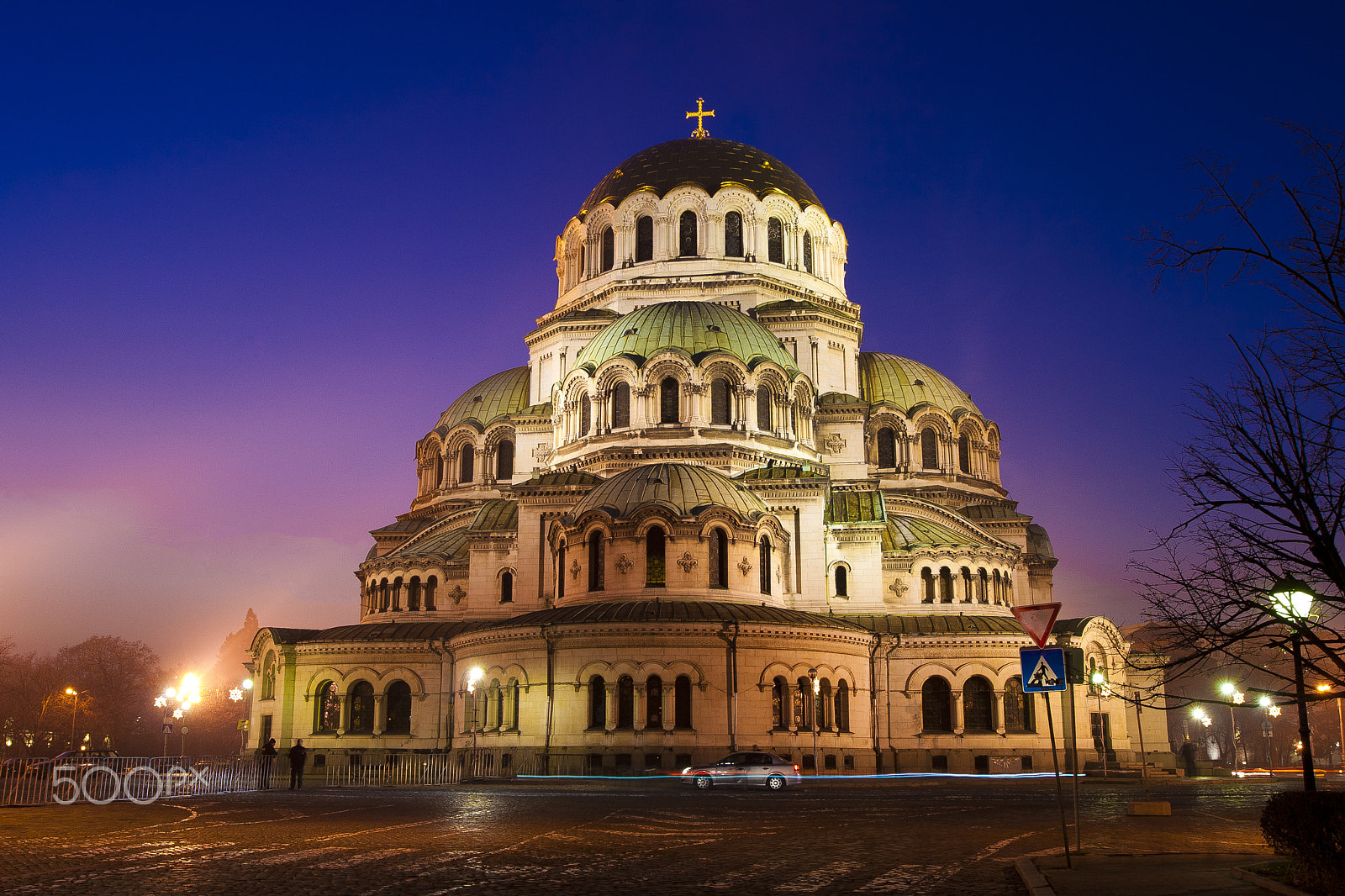 Canon EOS 400D (EOS Digital Rebel XTi / EOS Kiss Digital X) sample photo. Alexander nevsky cathedral, sofia photography