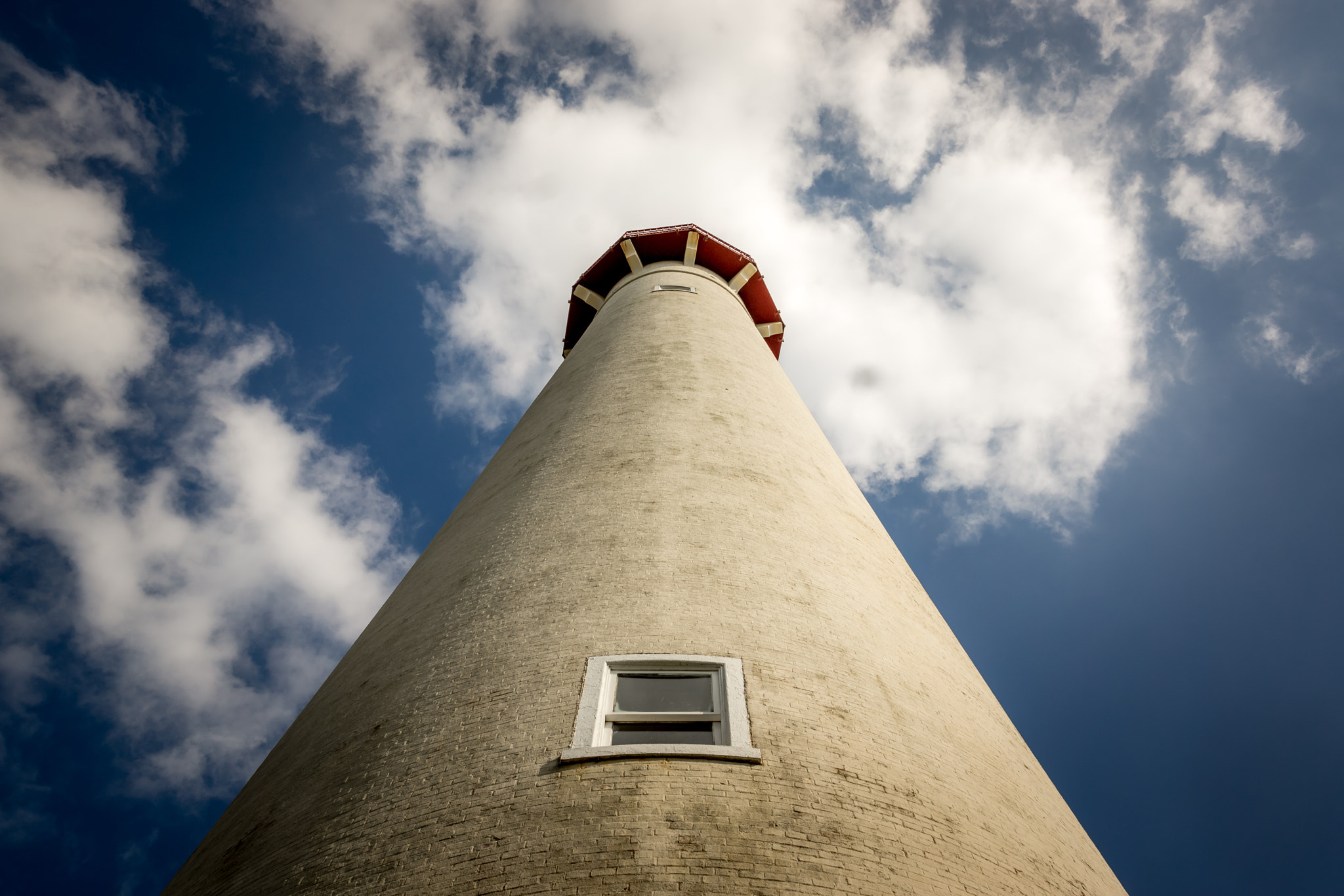 Sony Alpha NEX-7 + Sony Sonnar T* E 24mm F1.8 ZA sample photo. Capemay lighthouse photography