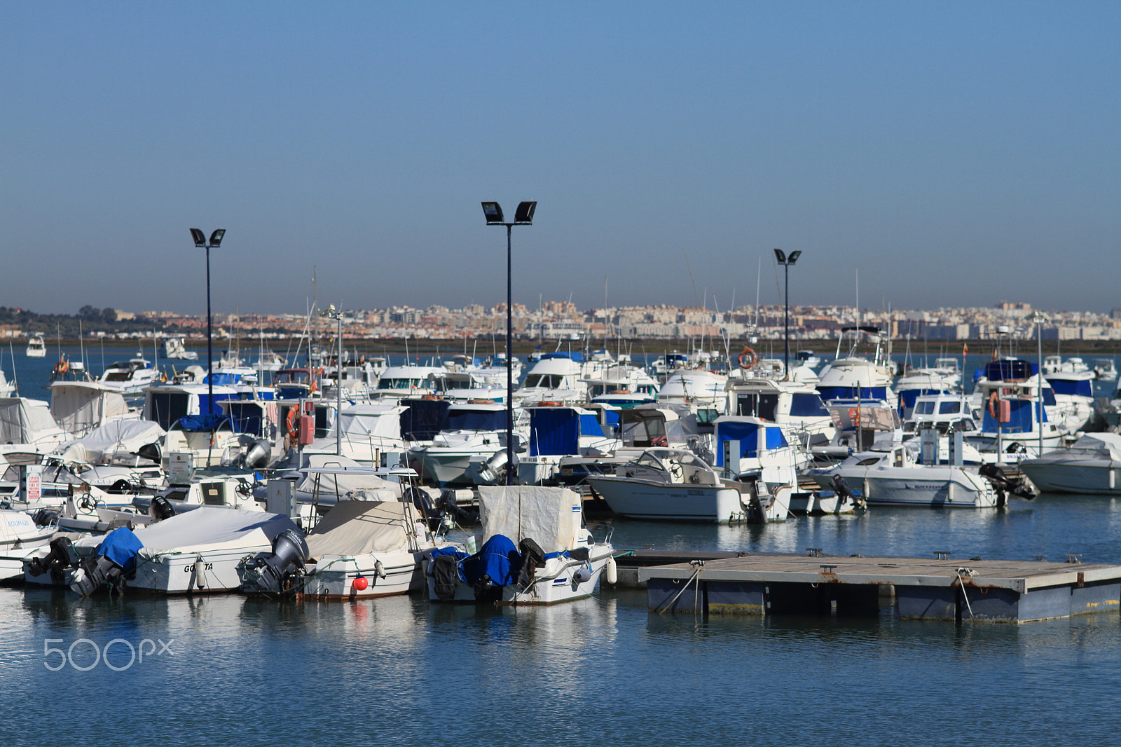 Canon EOS 7D + Sigma 105mm F2.8 EX DG Macro sample photo. Puerto deportivo, sancti petri photography