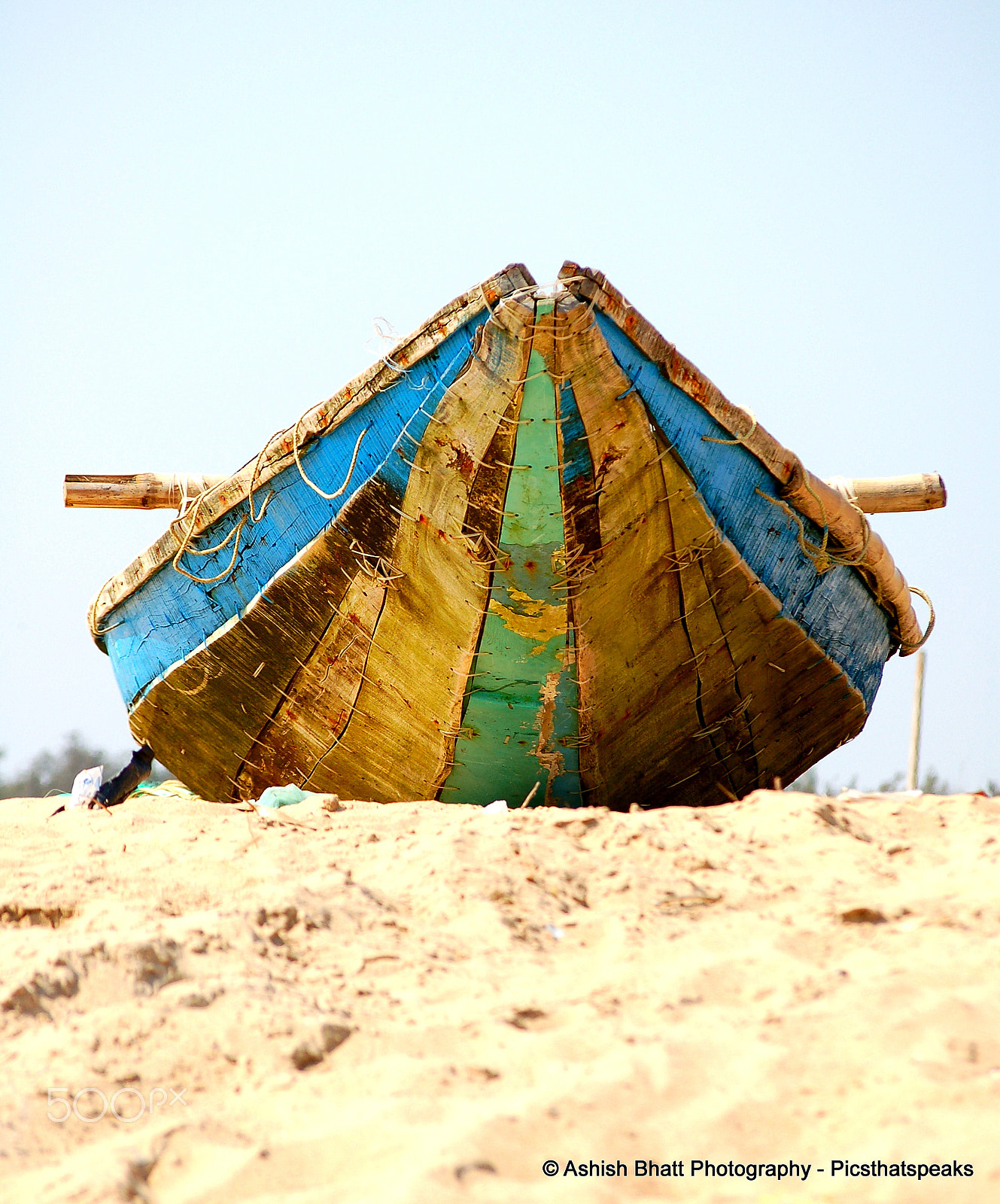 Nikon D50 sample photo. Boat photography