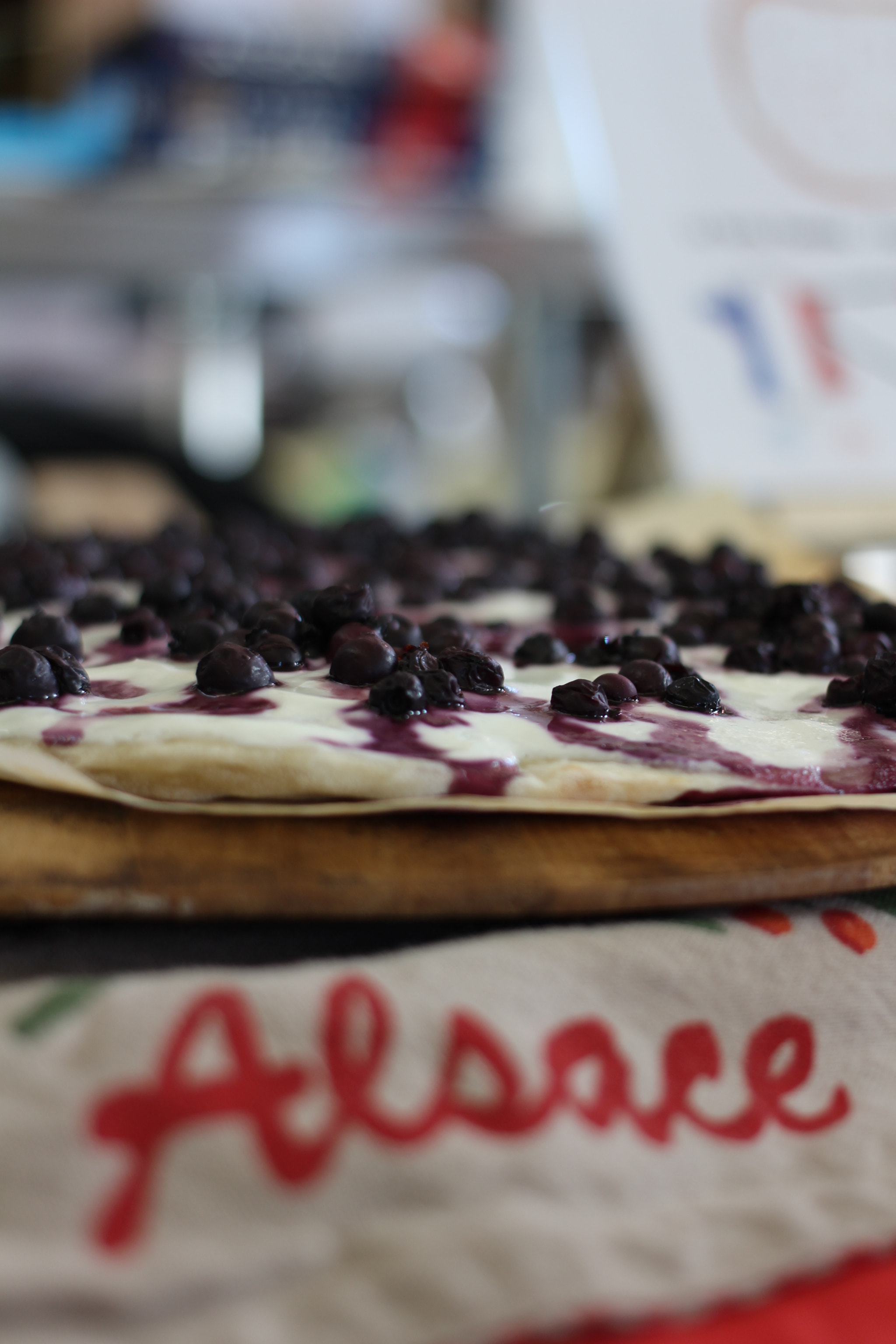 Canon EF 40mm F2.8 STM sample photo. Alsatian tarte flambée photography