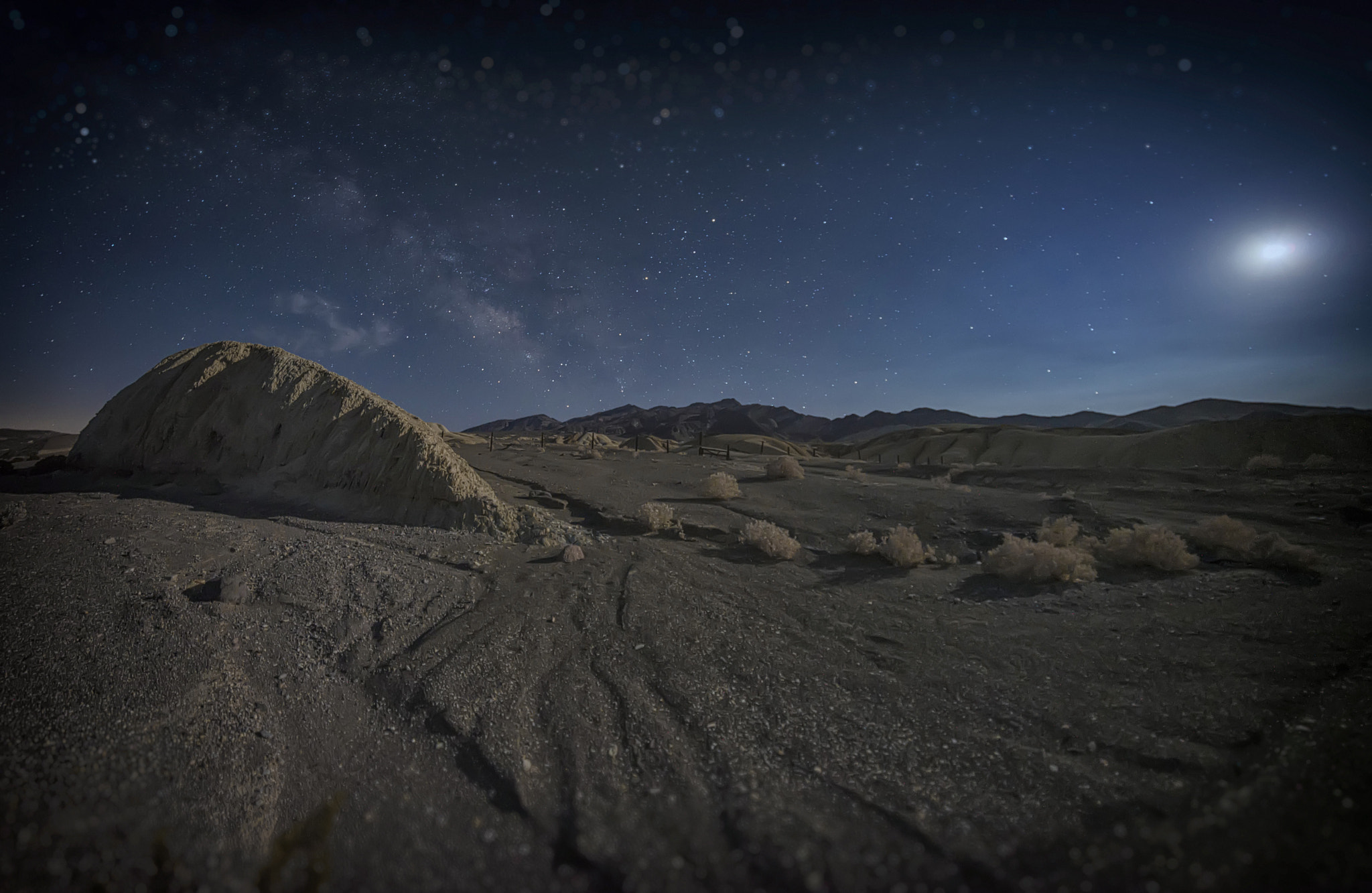 Samyang 12mm F2.8 ED AS NCS Fisheye sample photo. Death valley photography