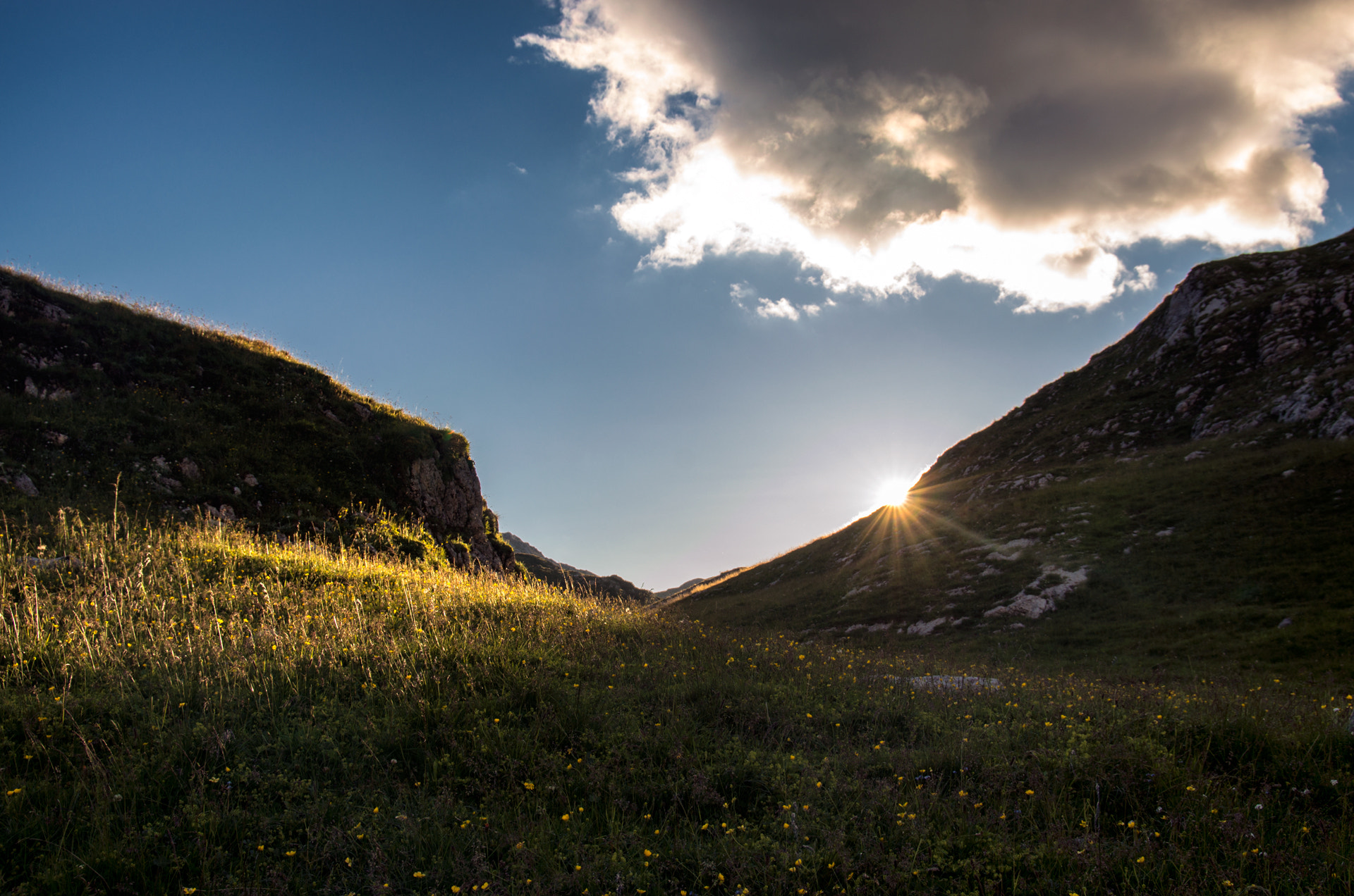 Pentax smc DA* 16-50mm F2.8 ED AL (IF) SDM sample photo. Sunset on sennes alps photography