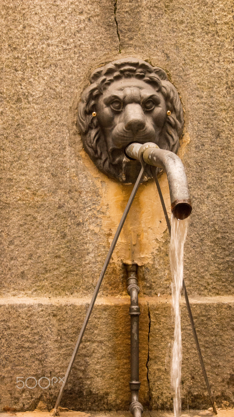 Sony SLT-A65 (SLT-A65V) + Tamron AF 28-105mm F4-5.6 [IF] sample photo. Italian fountain photography