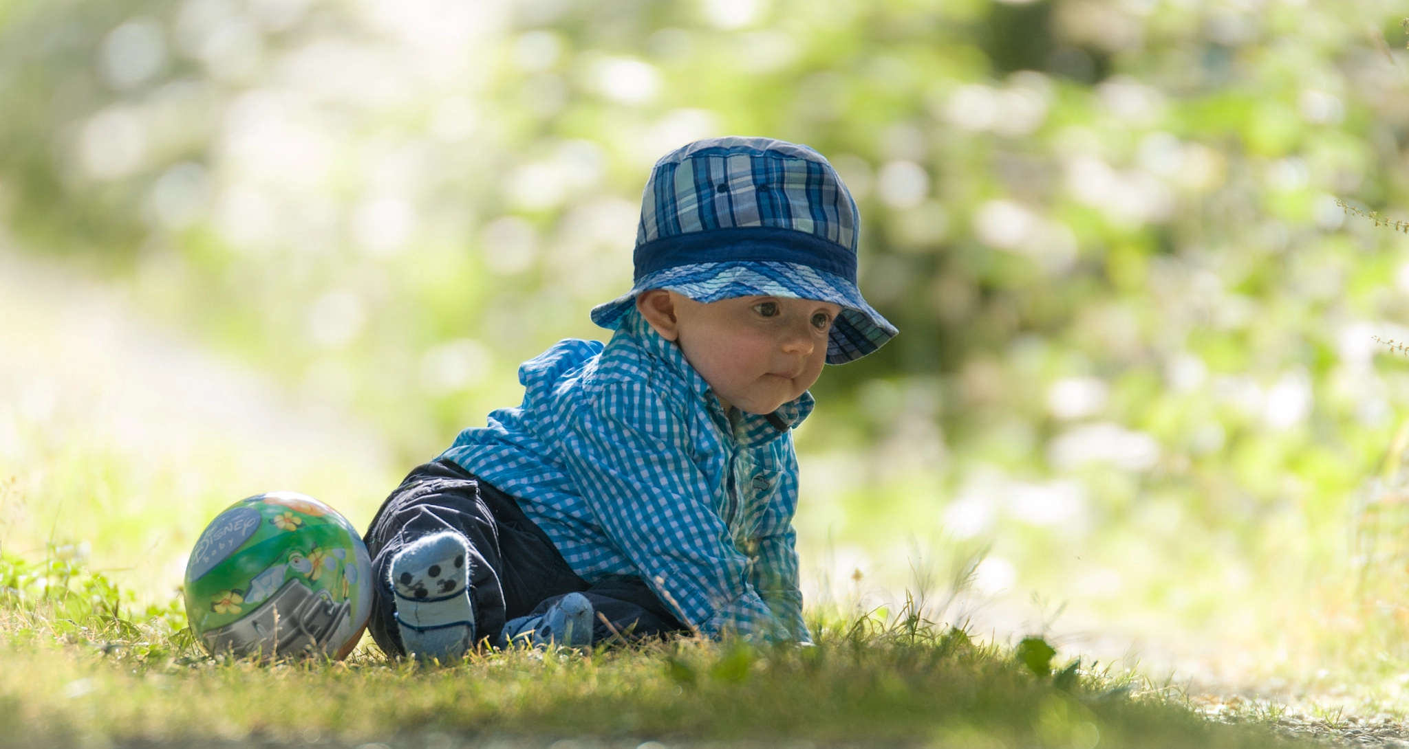 Nikon AF-S Nikkor 70-200mm F2.8G ED VR II sample photo. Little child photography