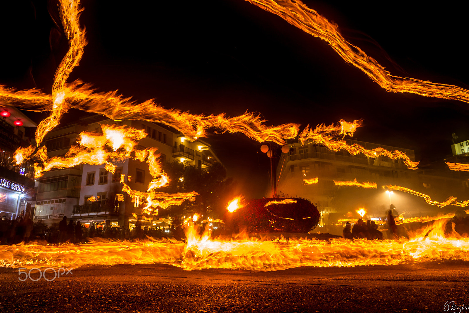 Samsung NX20 + Samsung NX 16mm F2.4 Pancake sample photo. Fire on mallorca photography