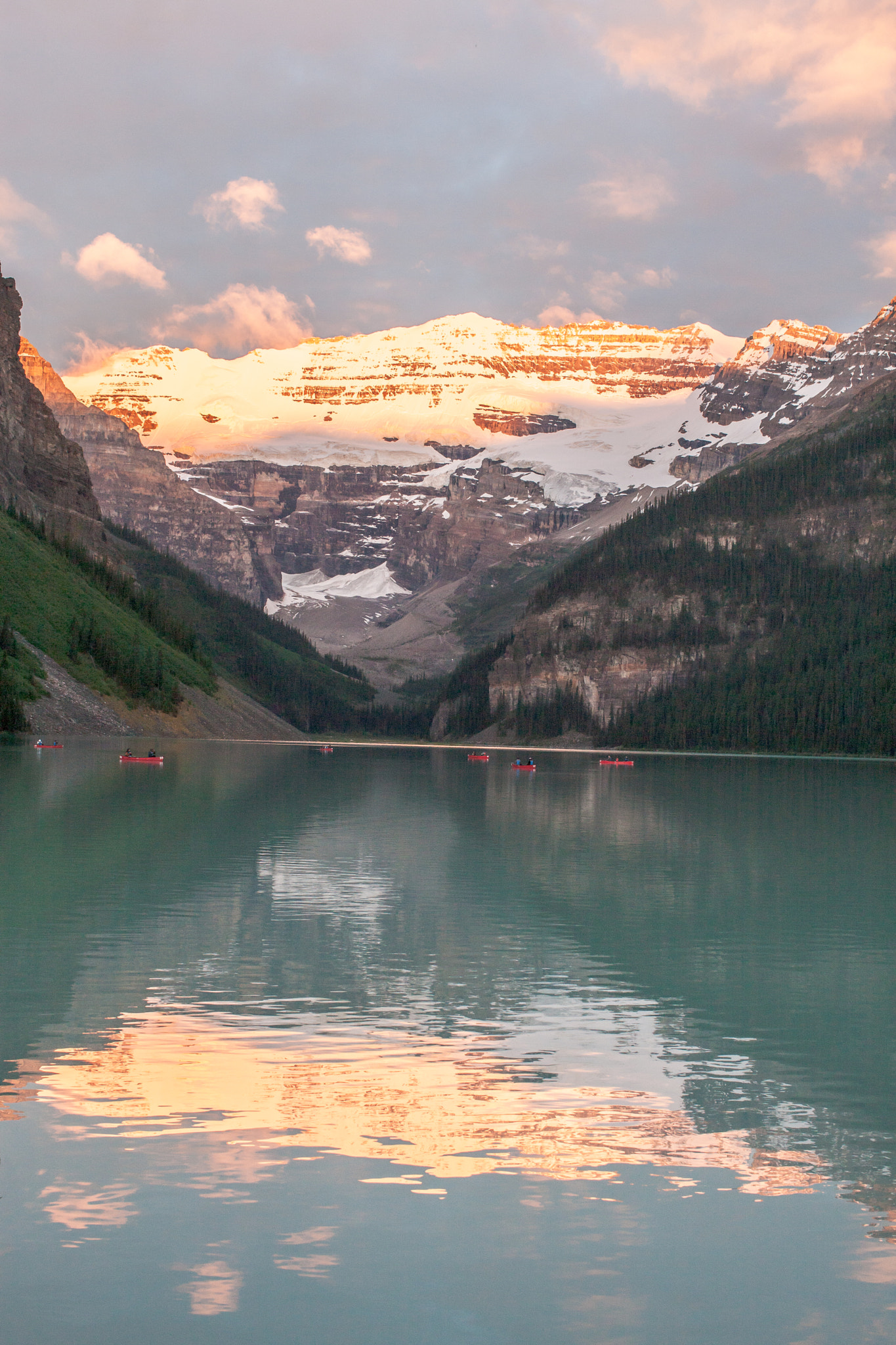 Canon EOS-1Ds Mark III + Canon EF 50mm F1.2L USM sample photo. Sunrise at lake louise photography