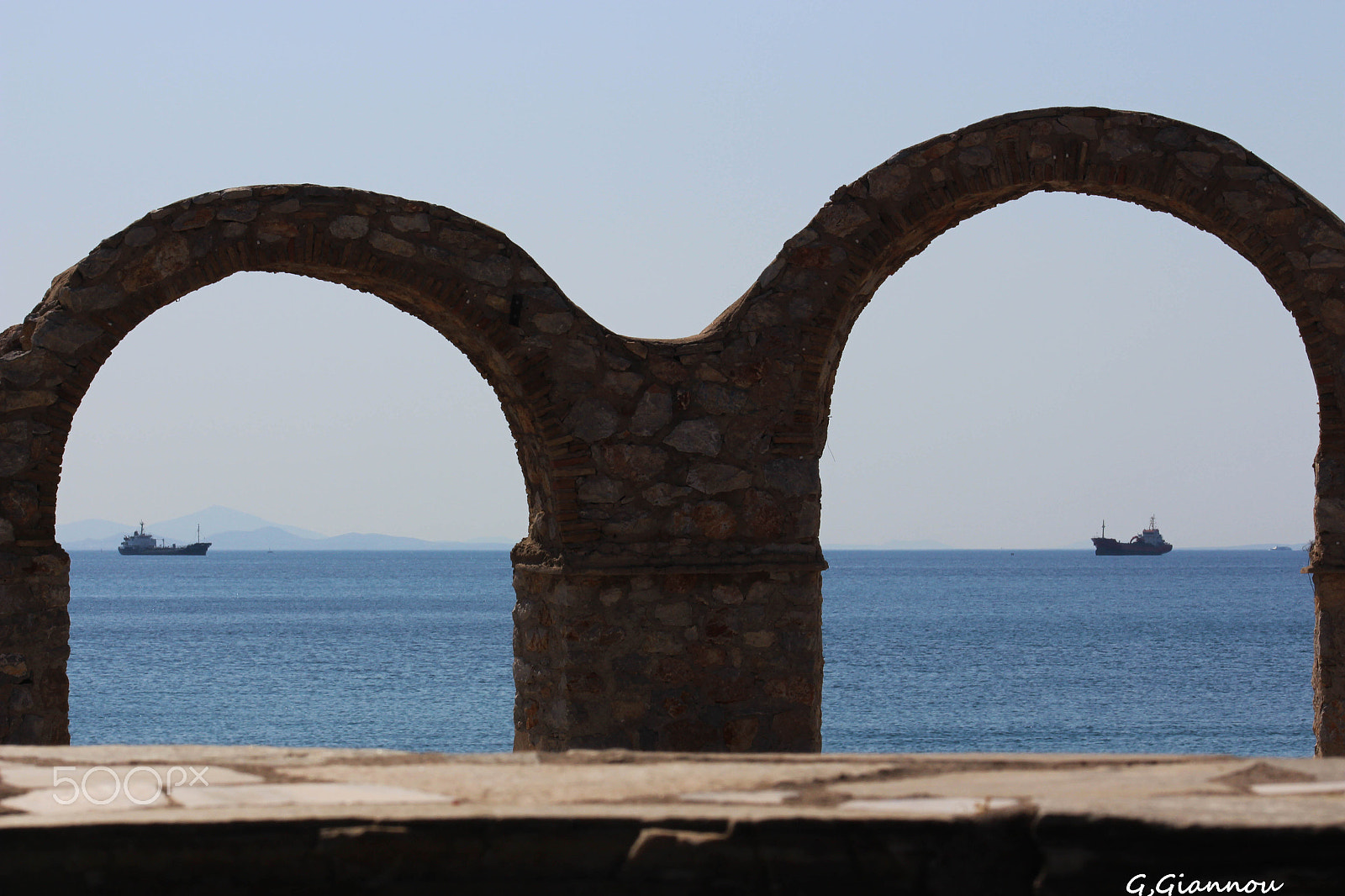 Canon EF 75-300mm f/4-5.6 USM sample photo. Windows photography