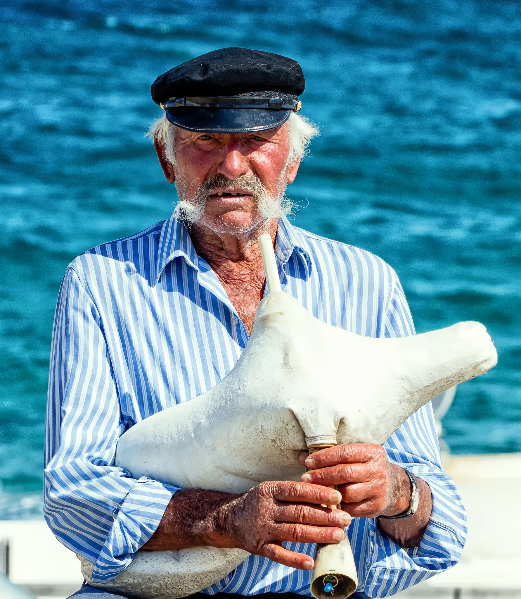 Canon EOS 5DS + Canon EF 100mm F2.8L Macro IS USM sample photo. Faces of mykonos photography