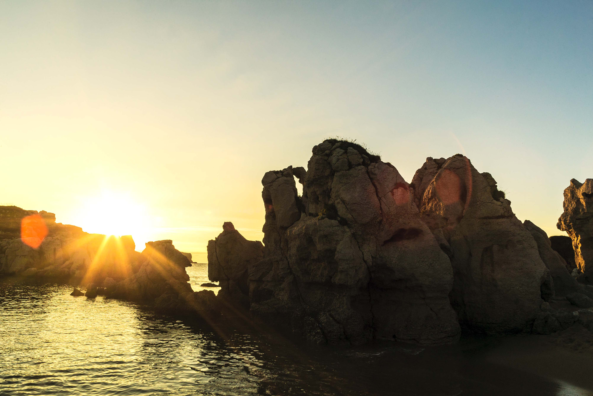 Canon EOS-1Ds sample photo. Tras las rocas photography
