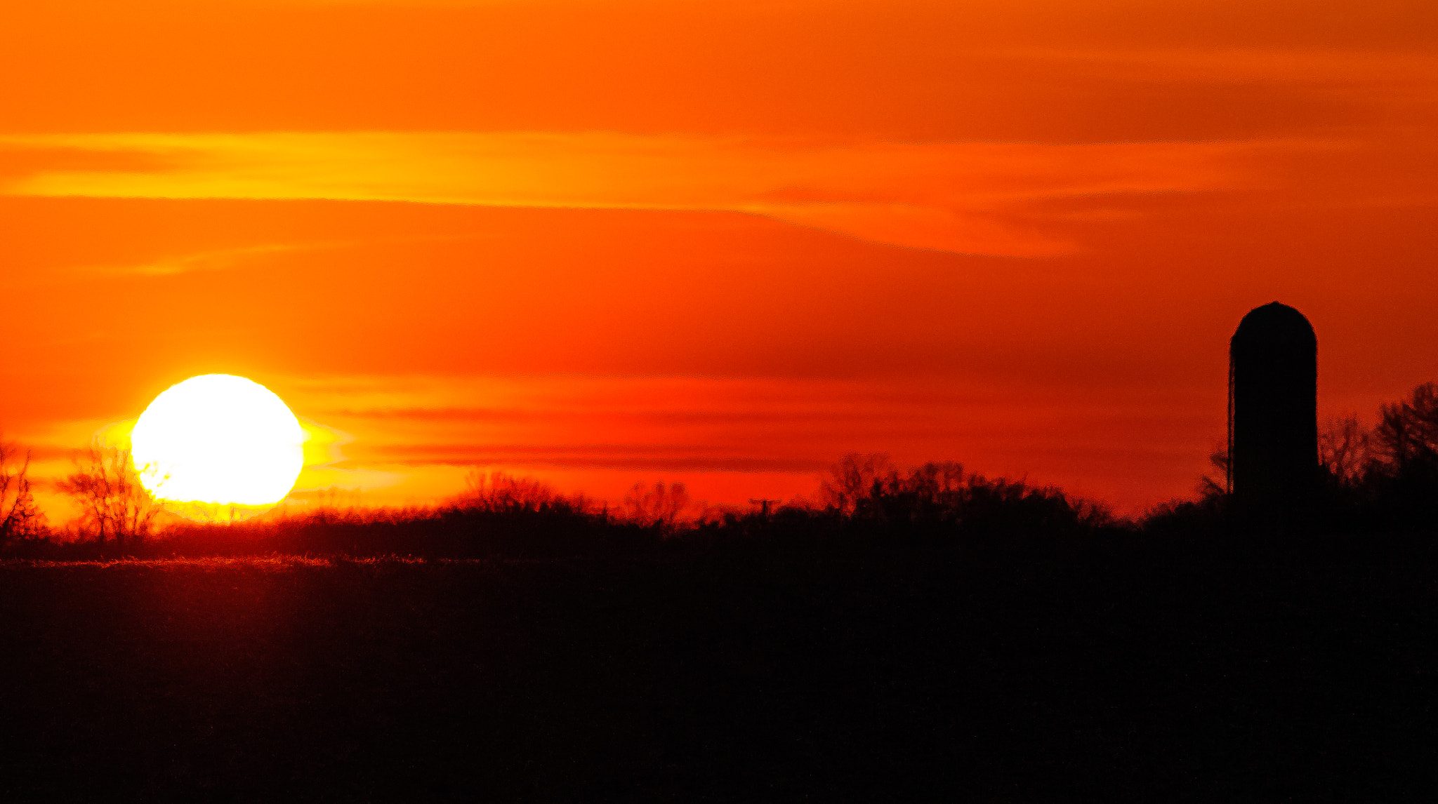 Nikon AF-S Nikkor 300mm F4D ED-IF sample photo. Sunburst sunset photography