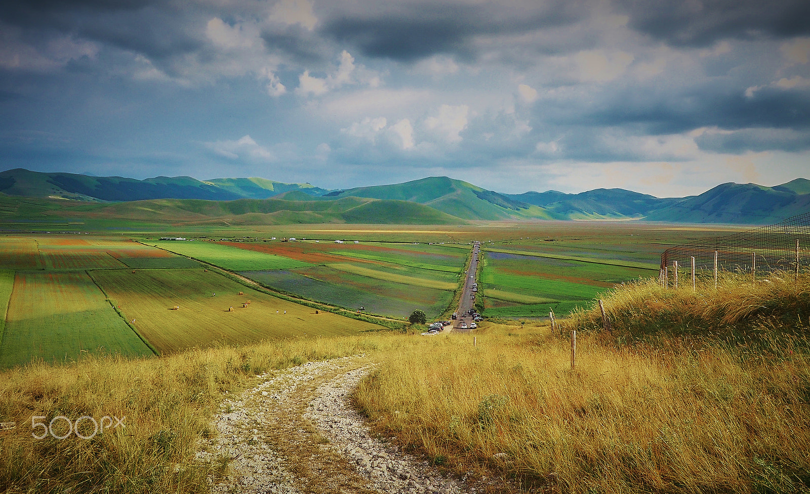 Olympus OM-D E-M10 II + OLYMPUS M.9-18mm F4.0-5.6 sample photo. Castelluccio10 photography