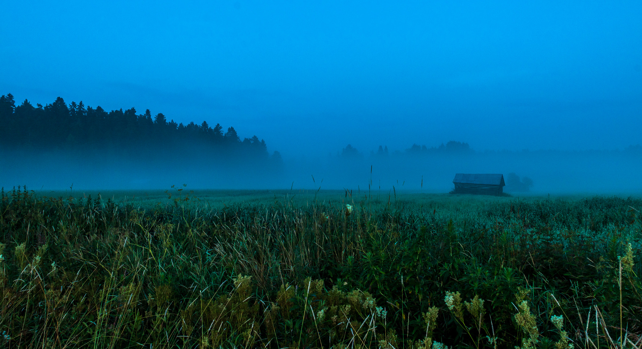 Canon EOS 70D + Canon EF 20mm F2.8 USM sample photo. Barn photography