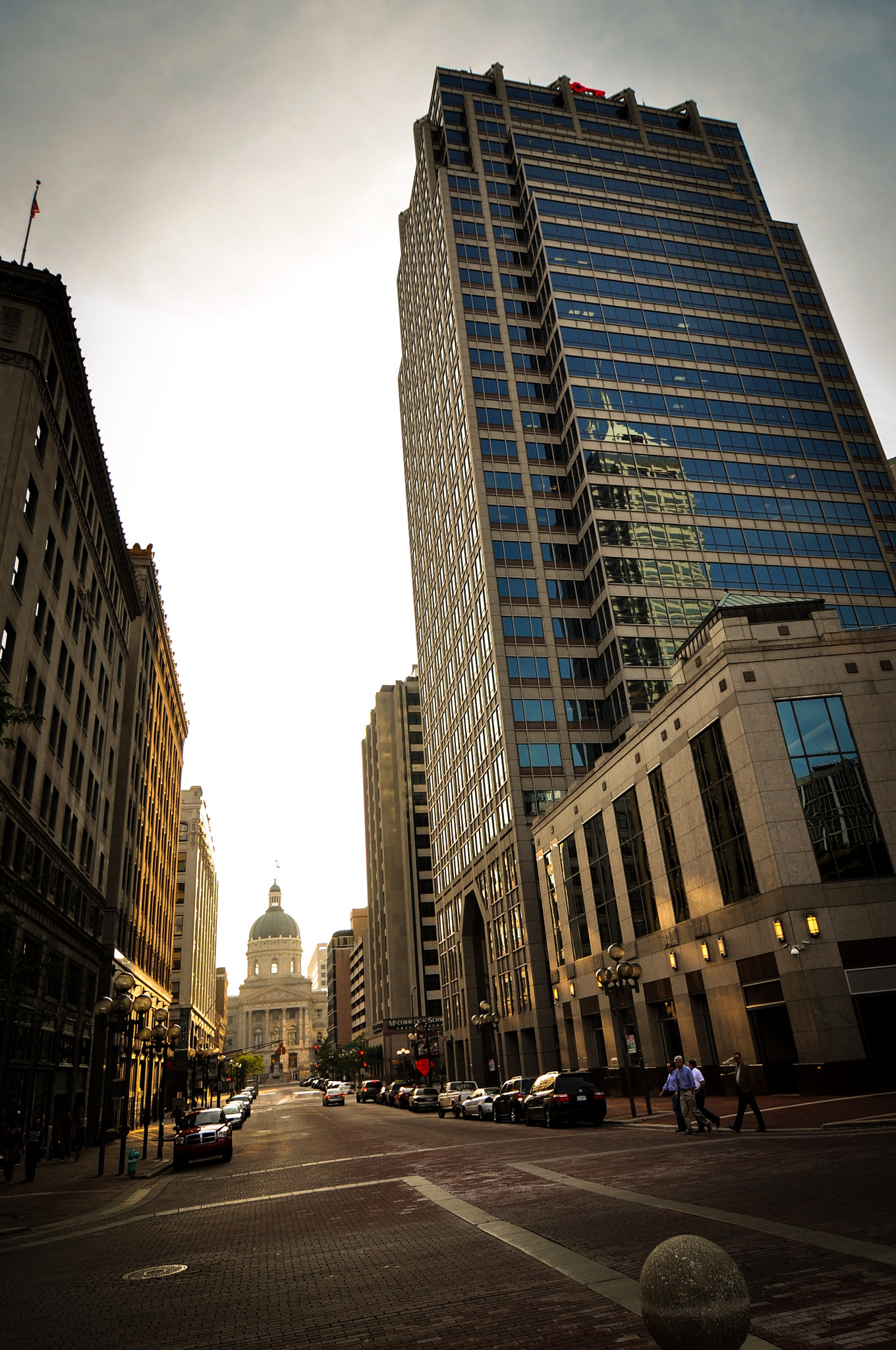 Tokina AT-X Pro 12-24mm F4 (IF) DX sample photo. Indiana statehouse photography