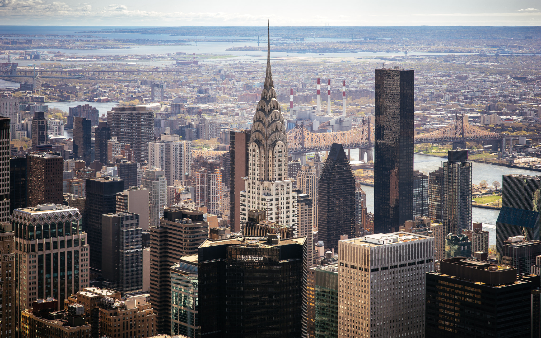 Sony a7 II + Sigma 85mm F1.4 EX DG HSM sample photo. Chrysler building photography
