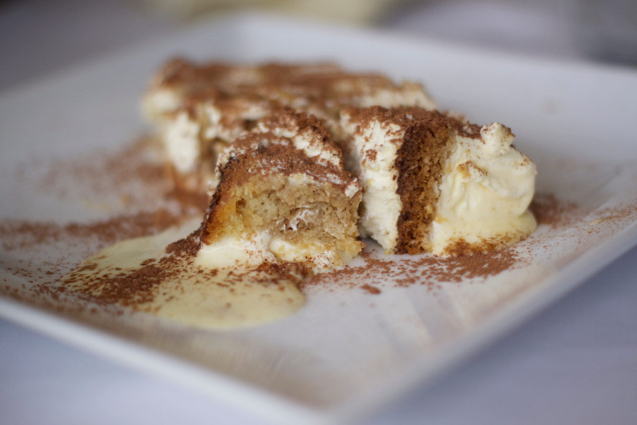 Sony SLT-A77 + Sony DT 50mm F1.8 SAM sample photo. Cake photography