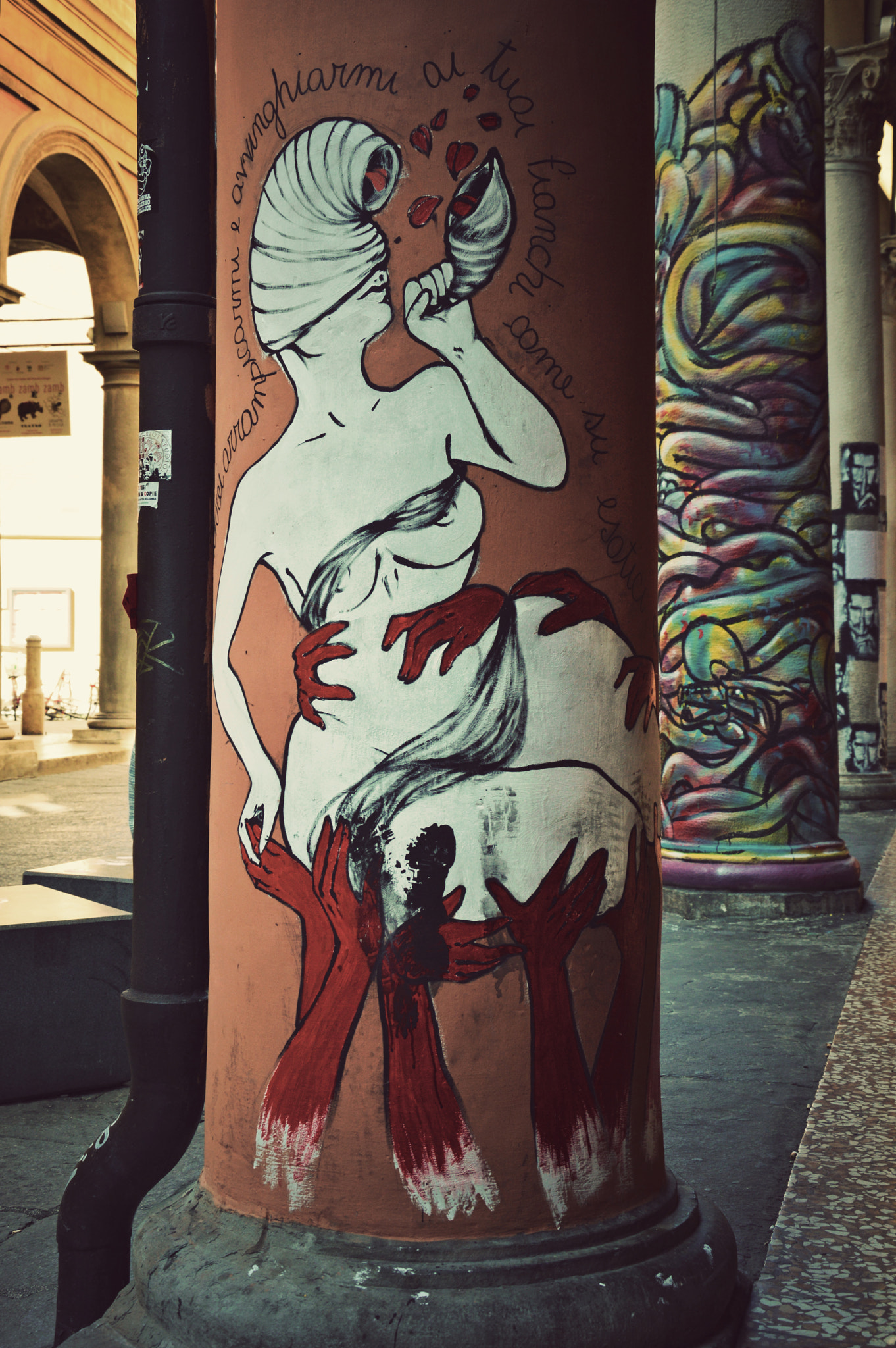 AF Zoom-Nikkor 28-105mm f/3.5-4.5D IF sample photo. Bologna photography