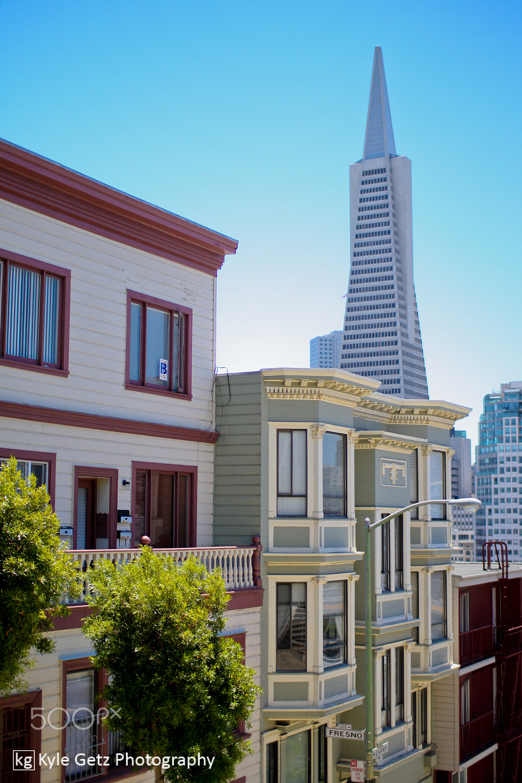 Sigma 30mm F1.4 EX DC HSM sample photo. Transamerica pyramid photography
