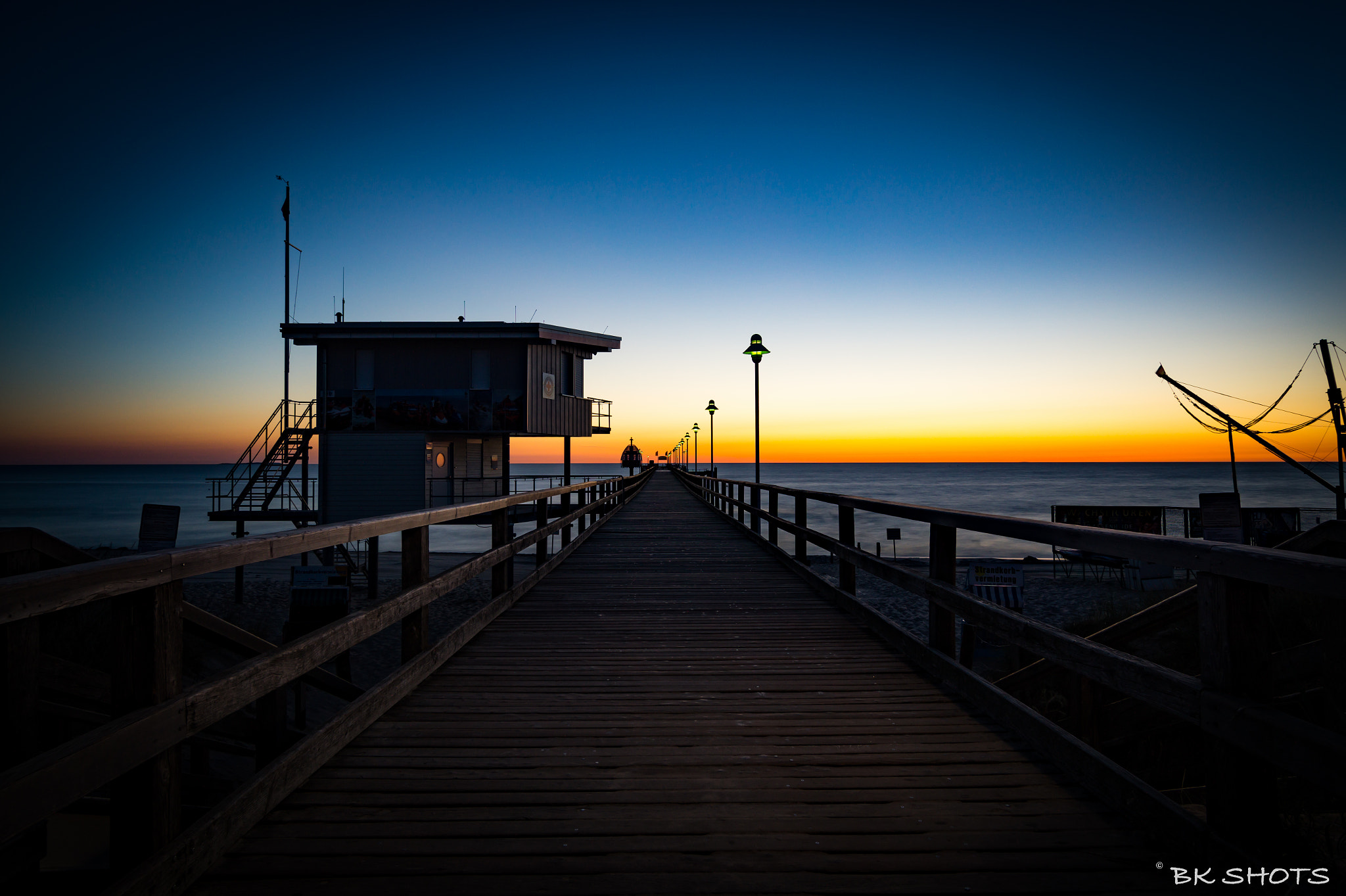 Sony SLT-A58 + 20mm F2.8 sample photo. Sunrise at the pier in zinnowitz photography