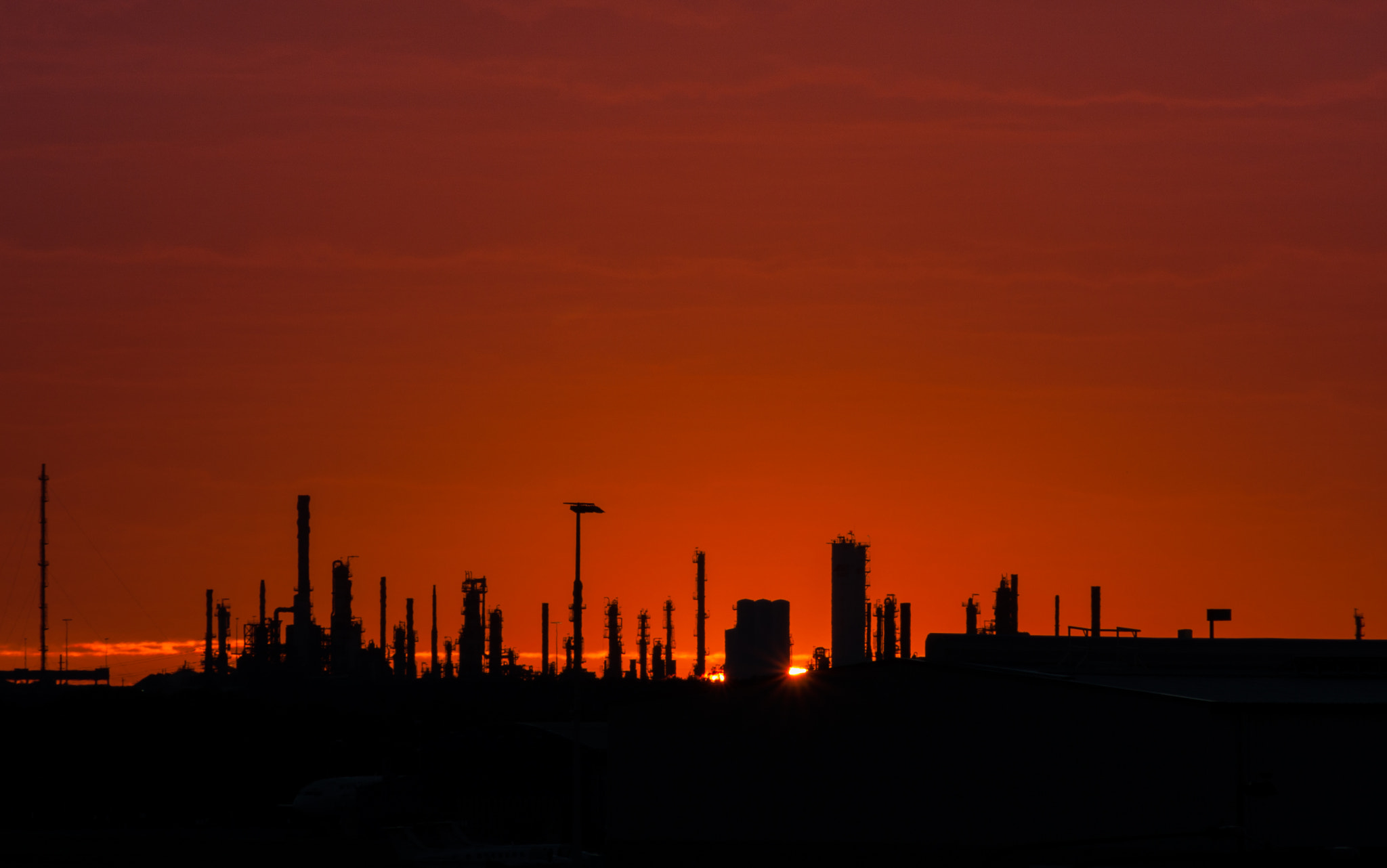 Canon EOS 40D + EF75-300mm f/4-5.6 sample photo. Refinery sunrise photography
