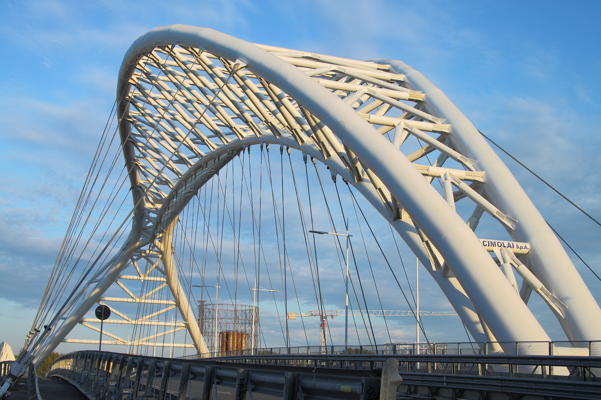 Canon EOS 500D (EOS Rebel T1i / EOS Kiss X3) sample photo. Bridge photography