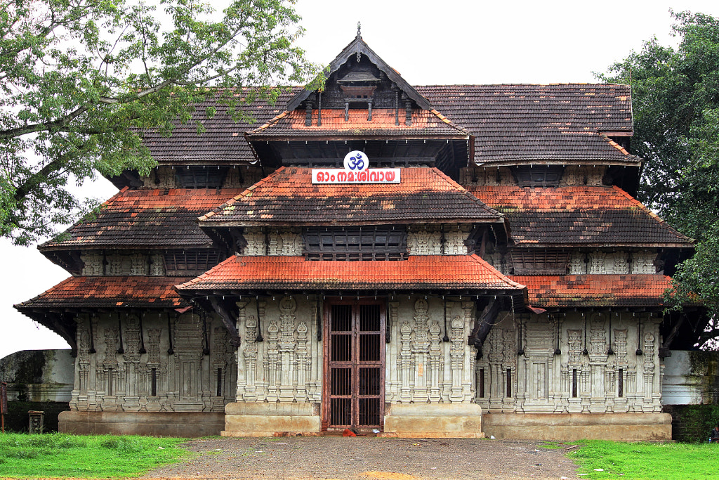 Vadakkunnathan Temple, Thrissur by Picture India on 500px.com