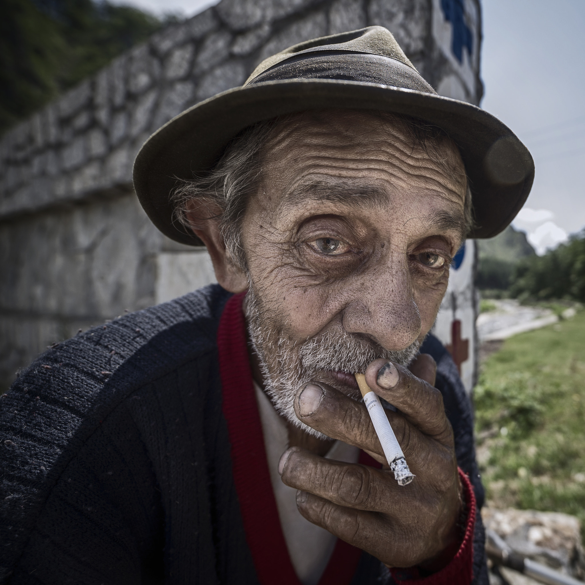 Nikon D3S sample photo. Cigarette break photography