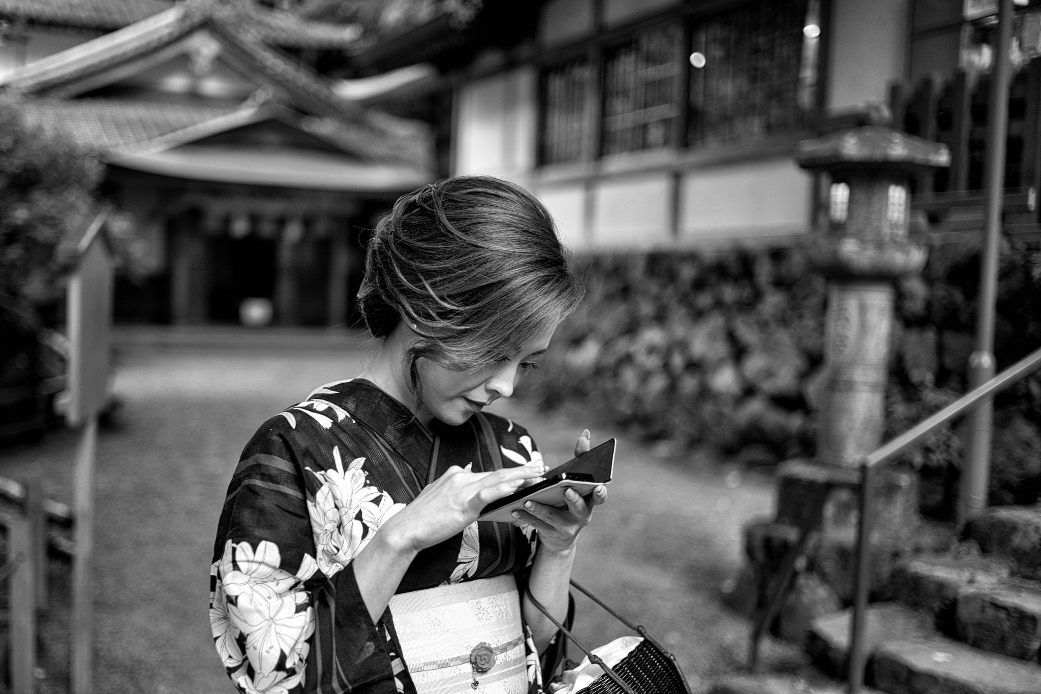 Leica Summilux-M 35mm F1.4 ASPH sample photo. Yurii in yukata at kibune jinja, kyoto photography