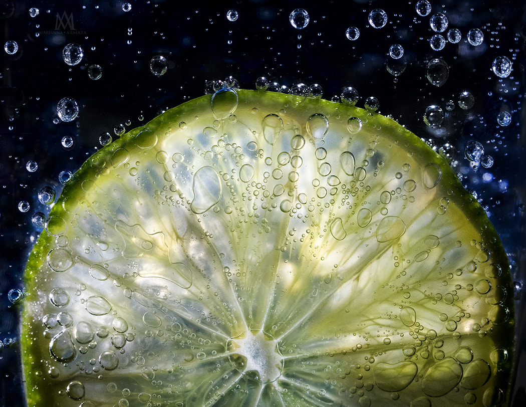 Olympus M.Zuiko Digital ED 60mm F2.8 Macro sample photo. Sun and stars in my drink photography
