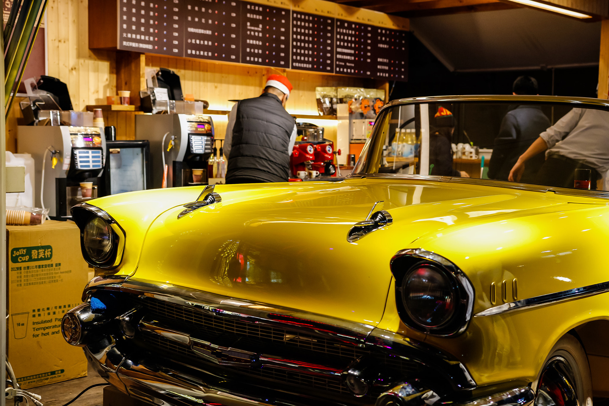 Sigma 18-35mm f/1.8 DC HSM sample photo. Coffee shop ～installation art photography