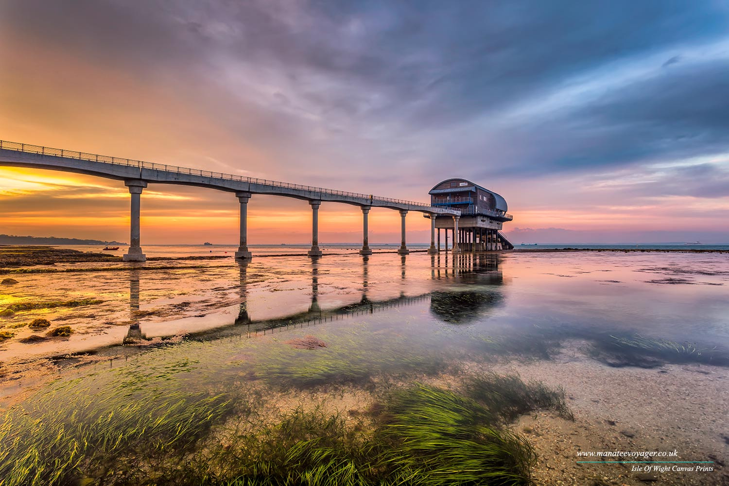 Canon EOS 5DS + Canon EF 17-40mm F4L USM sample photo. Lifeboat station sunset photography