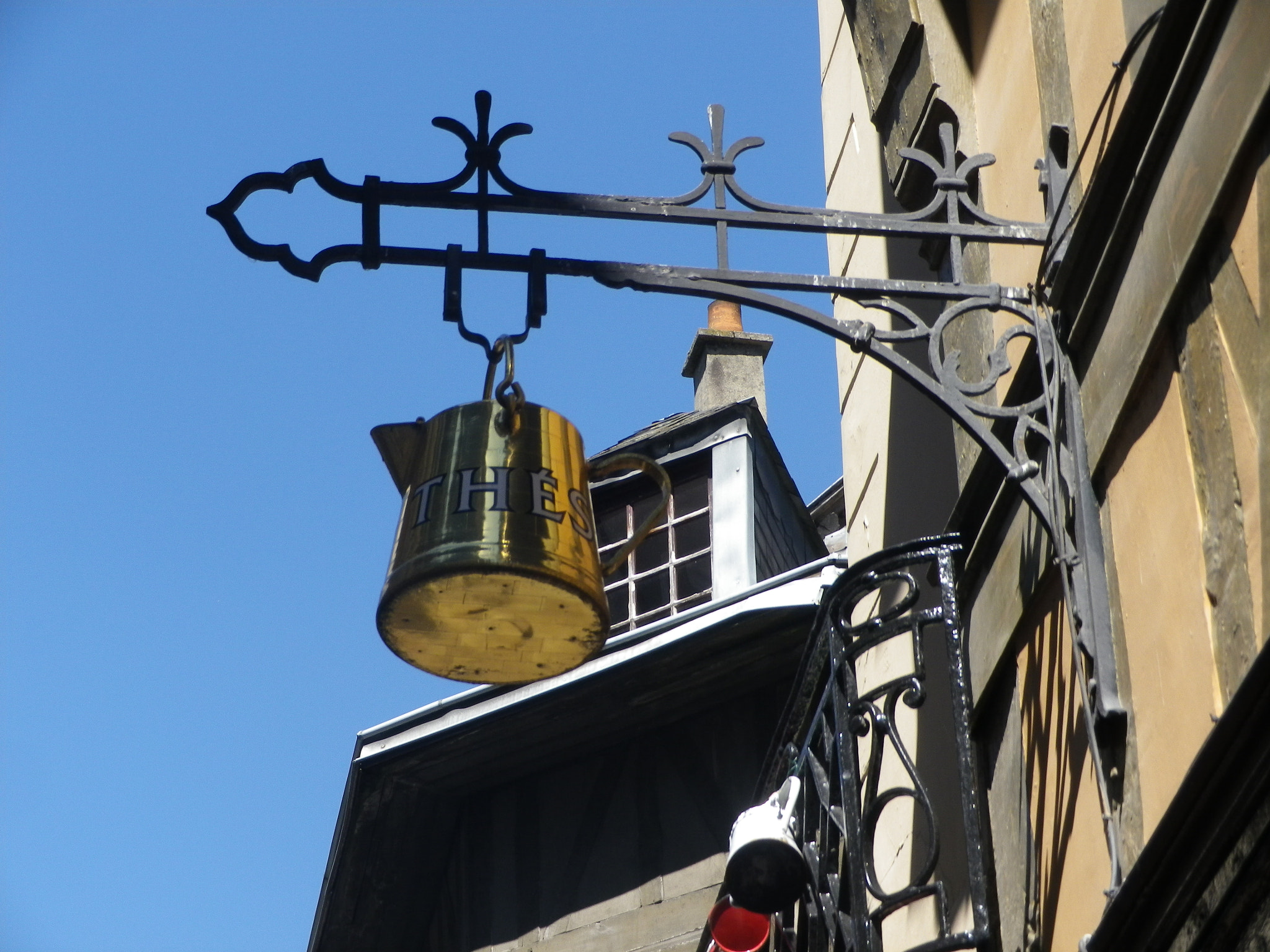 Pentax Optio RZ18 sample photo. Ancienne enseigne photography