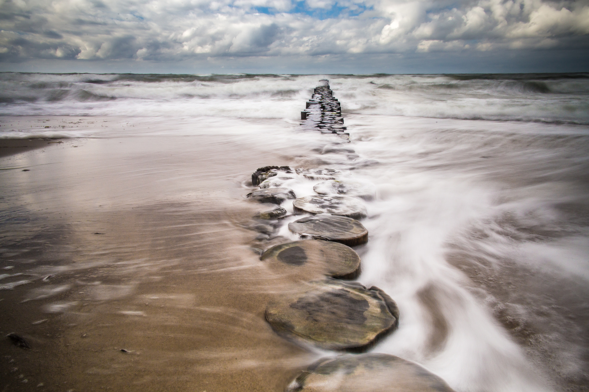 Canon EOS 6D + Canon EF 24-85mm F3.5-4.5 USM sample photo. Dramatic sea photography