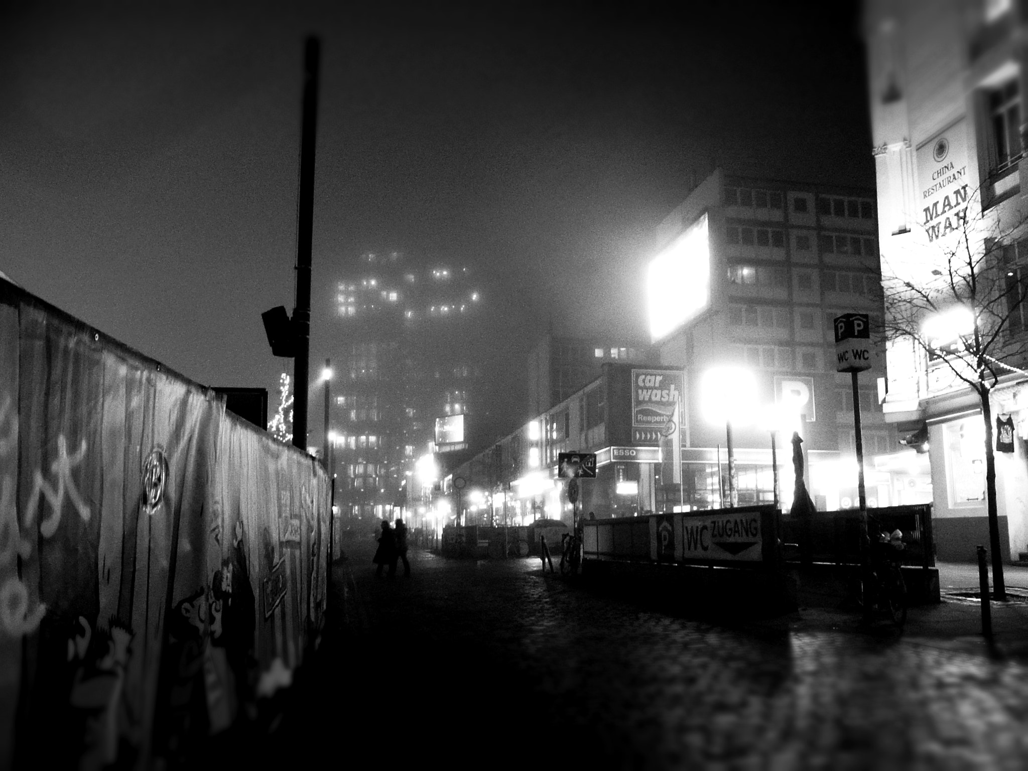 Ricoh CX5 sample photo. St.pauli - spielbudenplatz photography