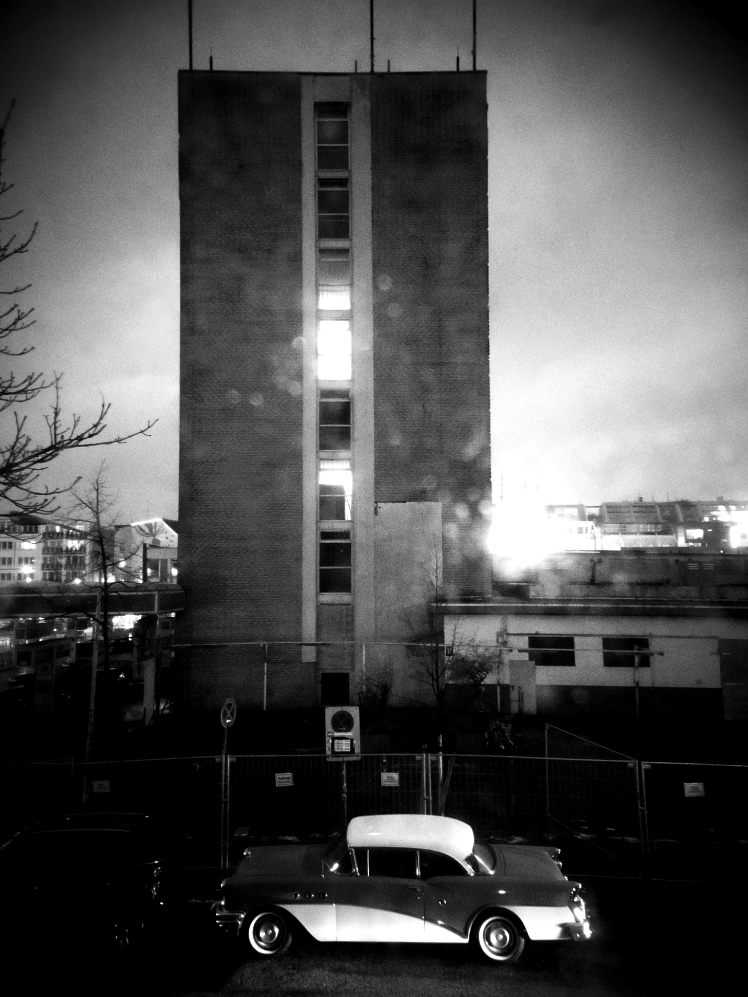 Ricoh CX5 sample photo. St.pauli - kastanienallee photography