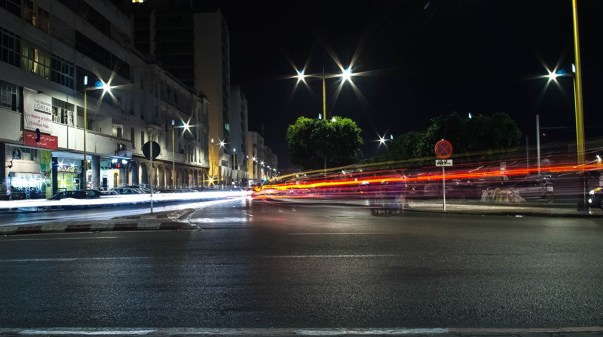 Pentax K-01 sample photo. Round trip photography
