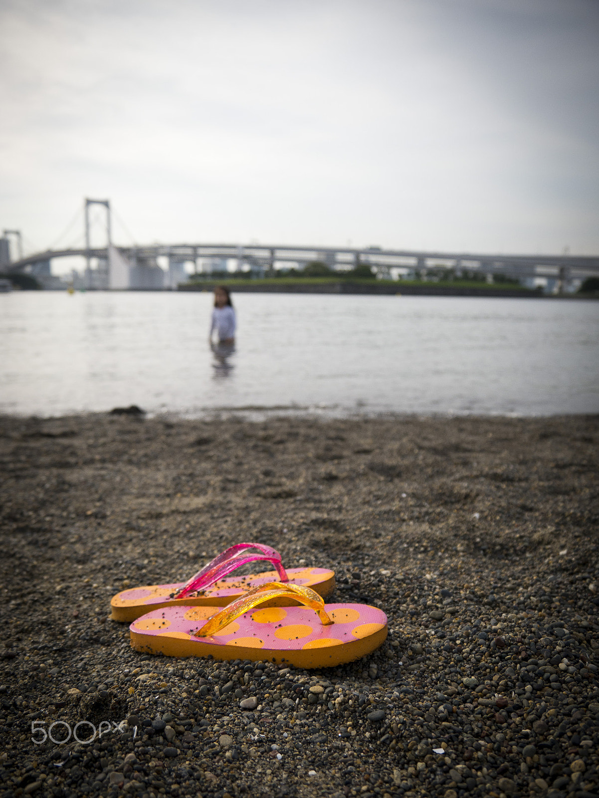 LUMIX G VARIO PZ 14-42/F3.5-5.6 sample photo. Cloudy beach photography