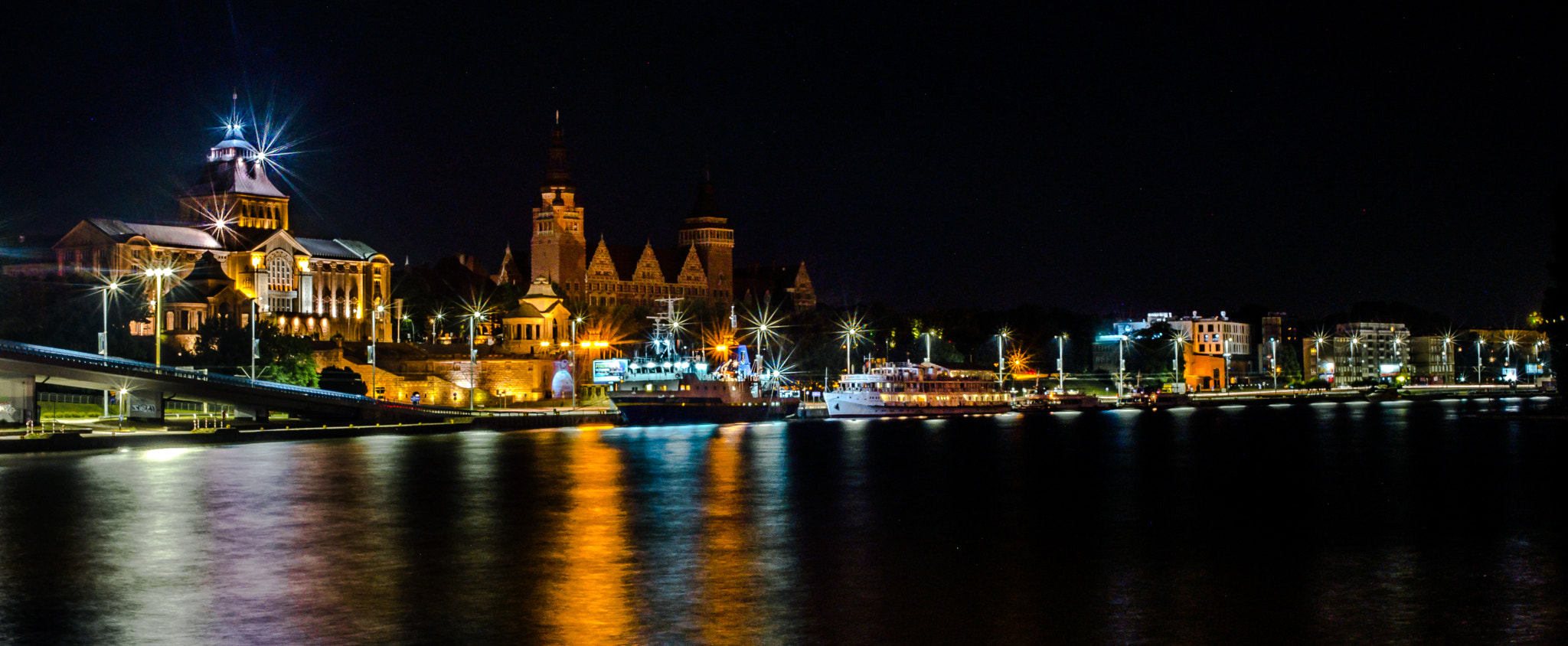 Samsung NX 30mm F2 Pancake sample photo. Szczecin photography