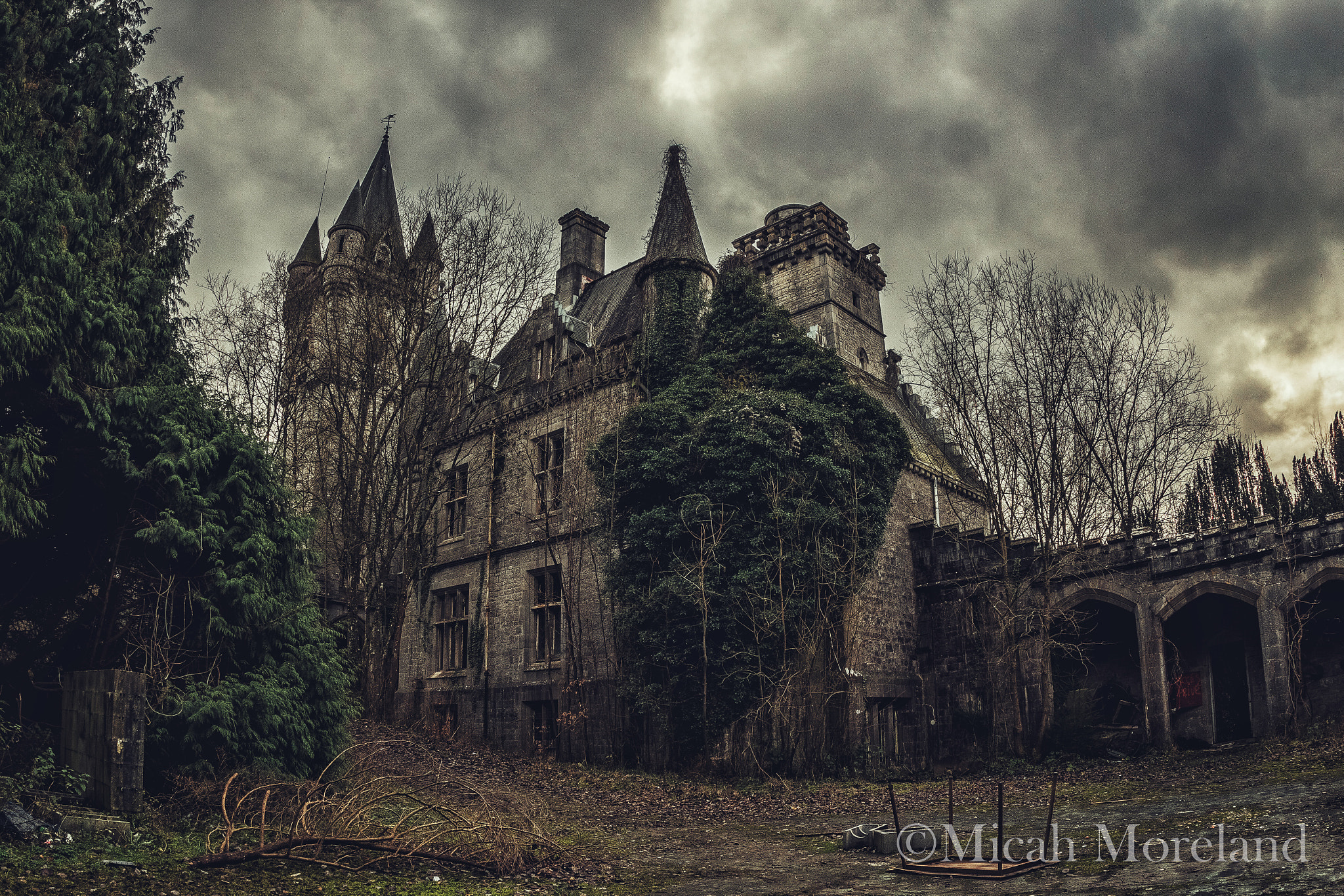 Canon EF 15mm F2.8 Fisheye sample photo. Miranda castle photography