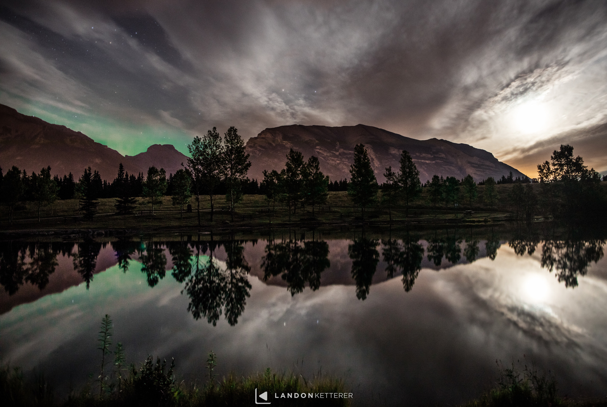 Canon EOS 5DS + Canon EF 24mm F1.4L II USM sample photo. To much going on over canmore! photography