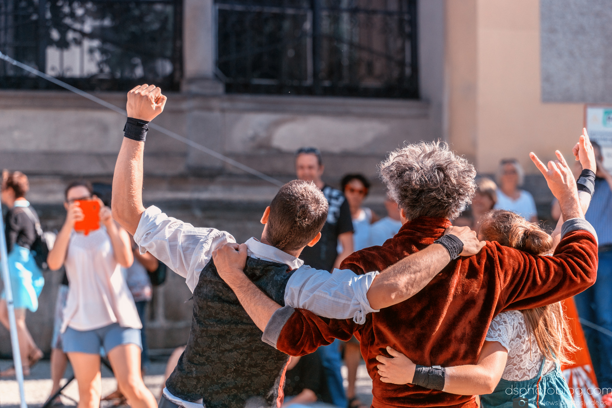 Sony a7 II + Canon EF 70-200mm F4L USM sample photo. Posers photography