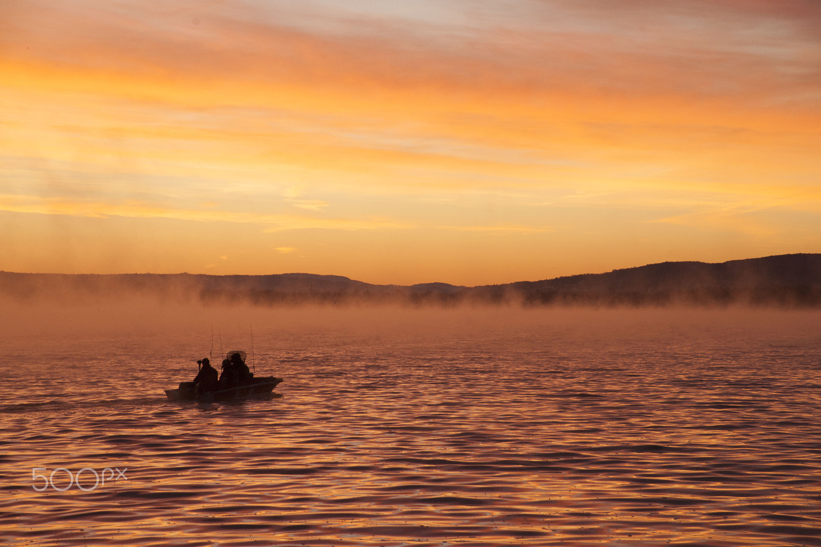 Minolta/Sony AF 24-105mm F3.5-4.5 (D) sample photo. Fishermen at dawn photography