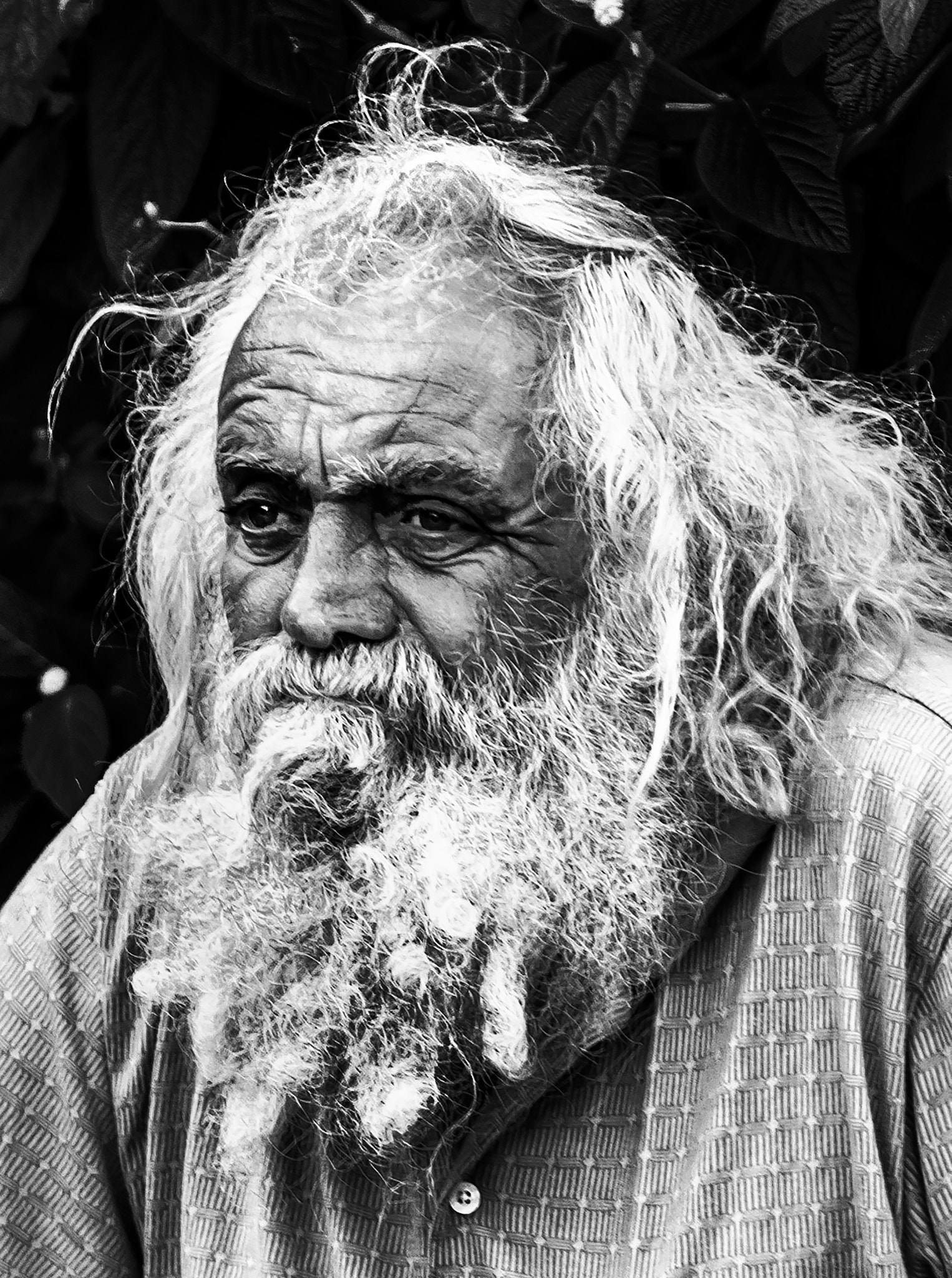 Nikon AF-S Nikkor 70-200mm F2.8G ED VR II sample photo. Old man take a look at my life photography