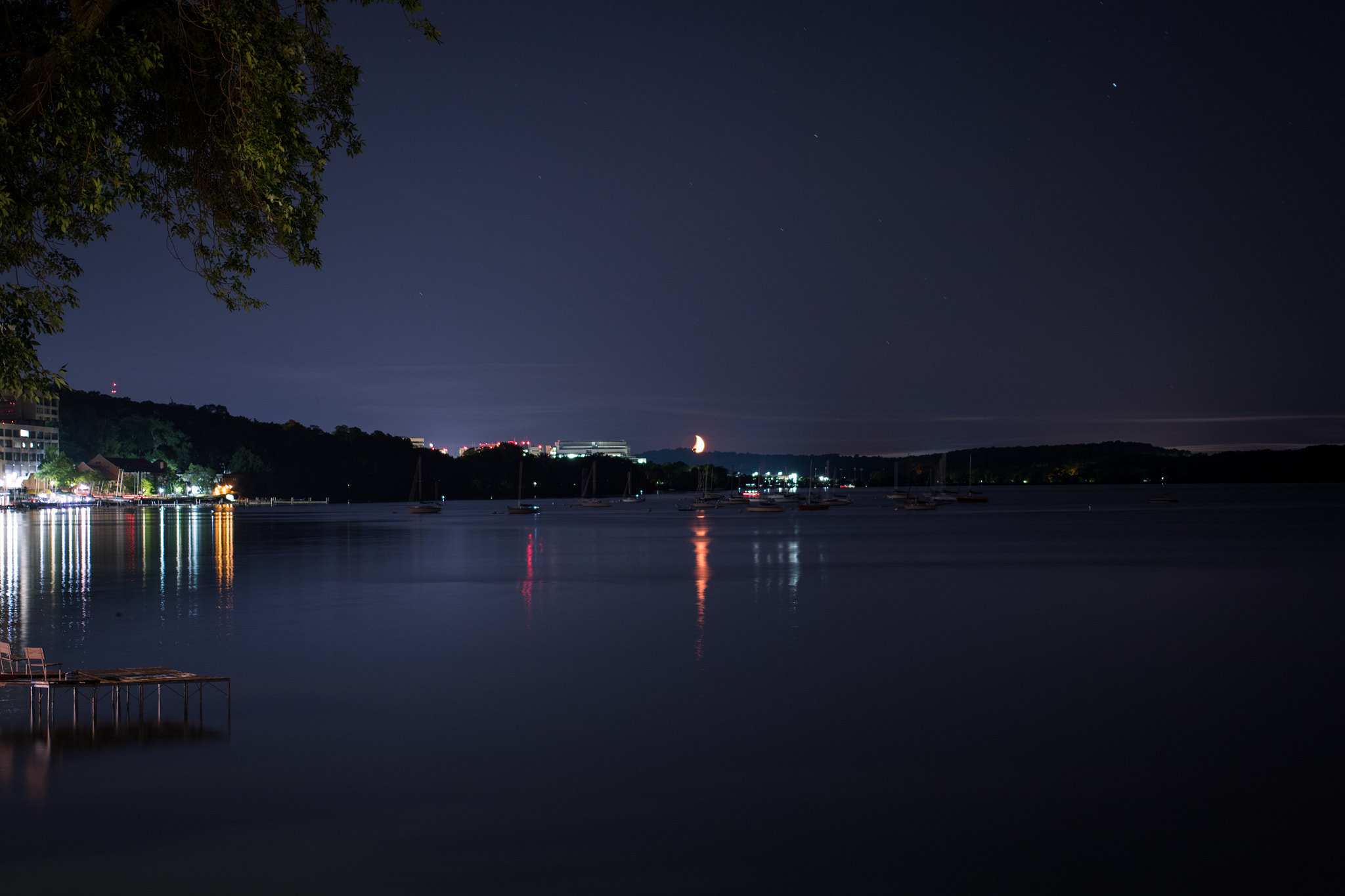 Canon EF 40mm F2.8 STM sample photo. Orange moon photography