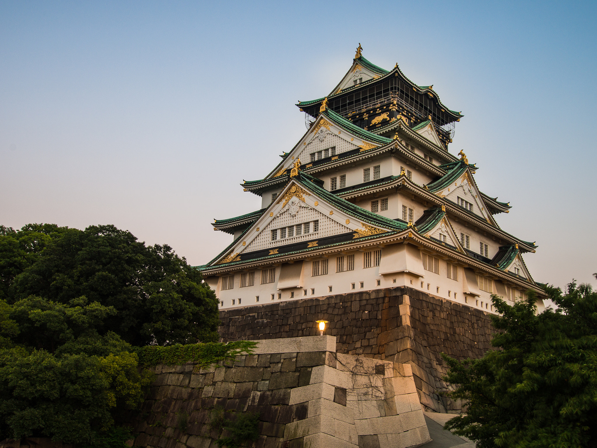Olympus OM-D E-M1 + OLYMPUS M.9-18mm F4.0-5.6 sample photo. Osaka castle photography